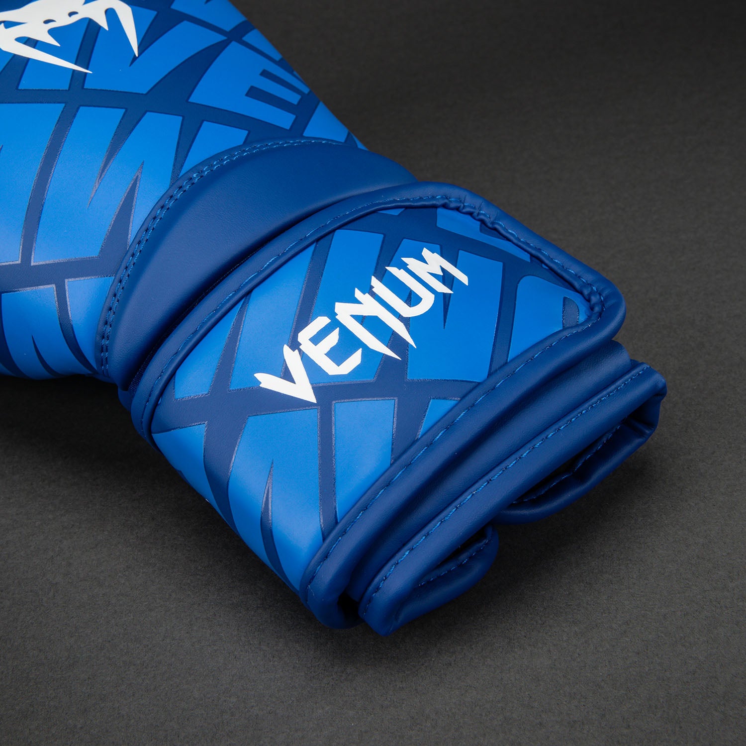 venum-contender-1-5-xt-3d-boxhandschuhe-k-nigsblau-wei image 3