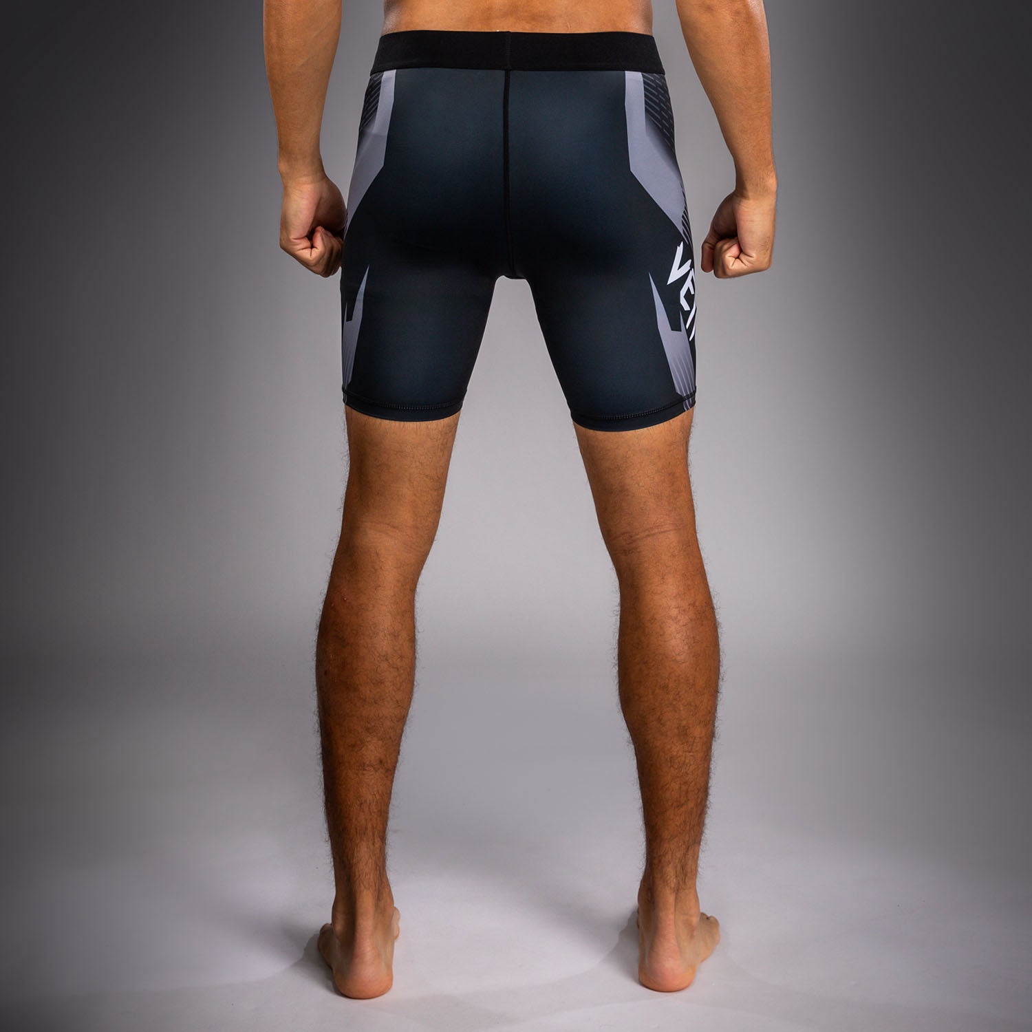 venum-no-gi-6-0-kompressionsshort-vale-tudo-herren-schwarz-wei image 4