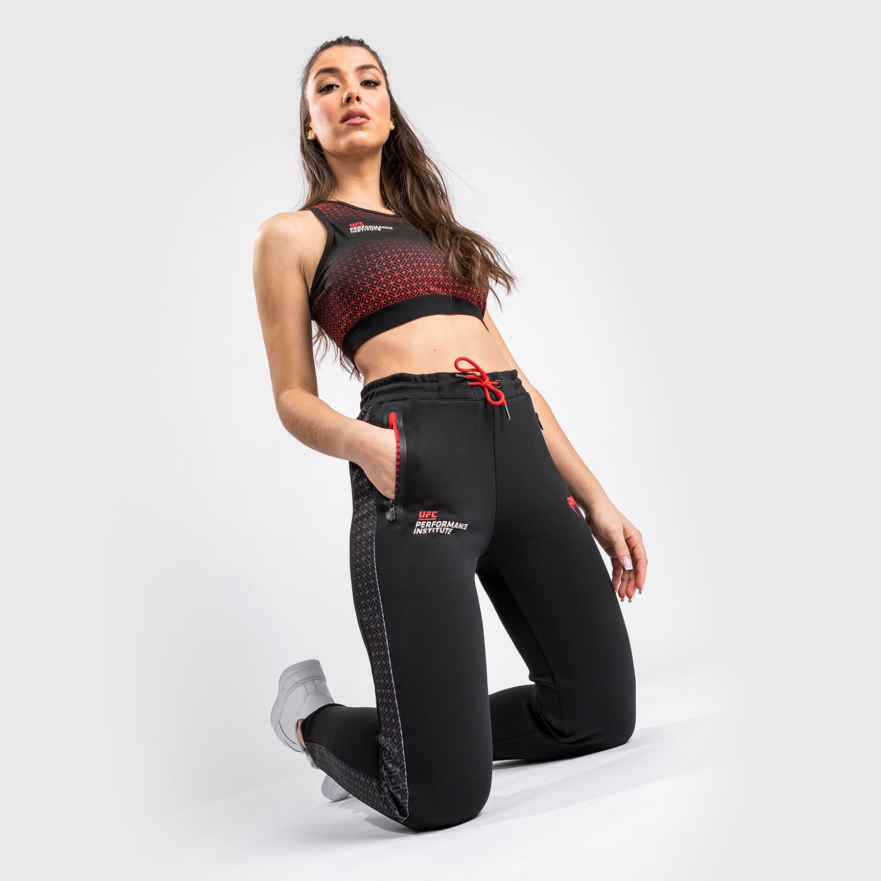 venum-ufc-performance-institute-jogginghose-damen-schwarz-rot image 4