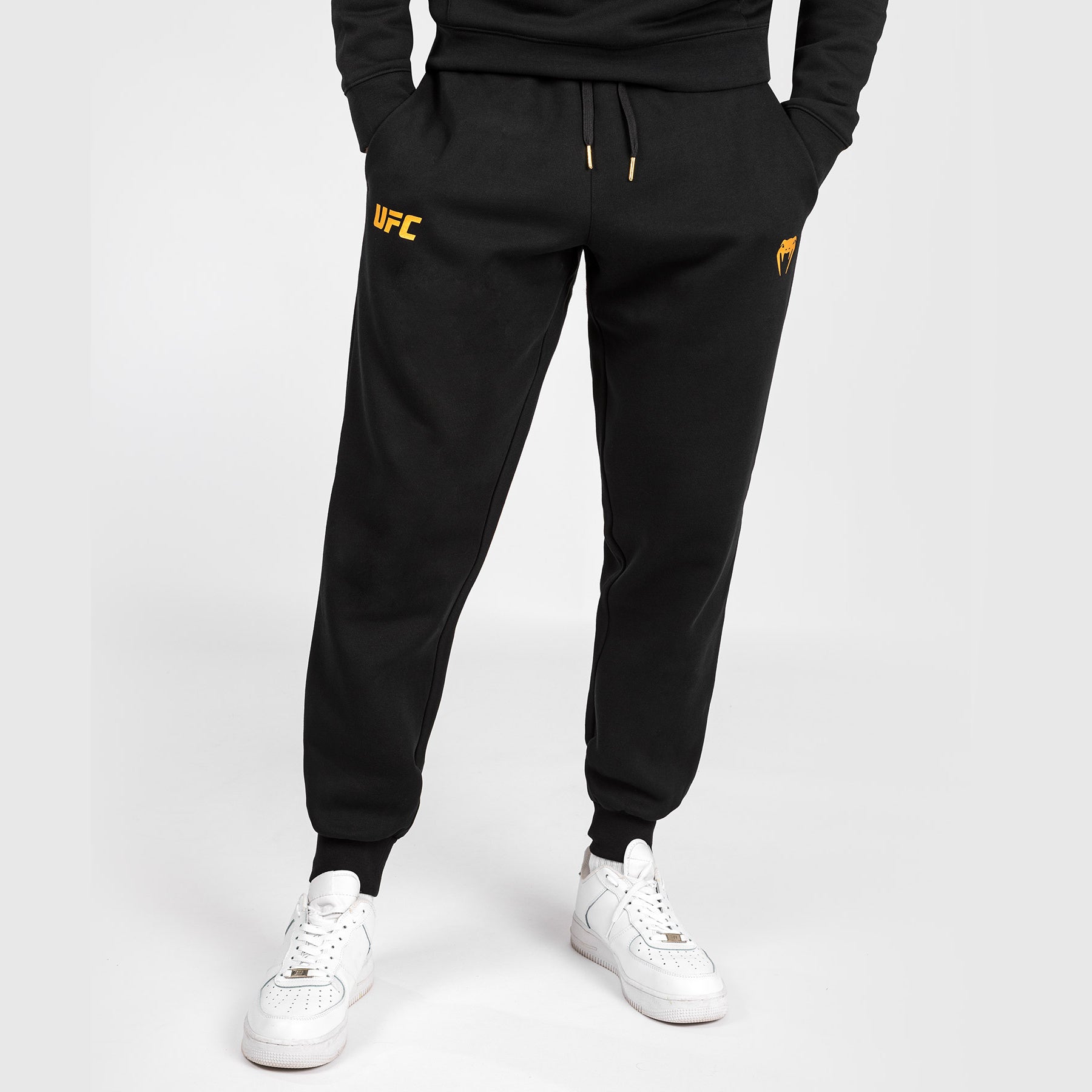 ufc-adrenaline-by-venum-replica-herrenhose-champion-schwarz-gold image 1