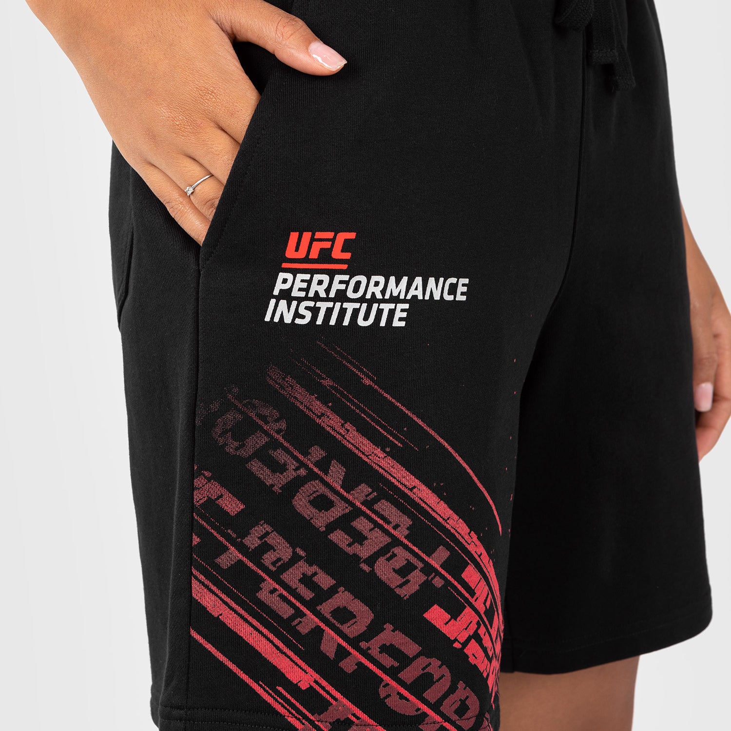 venum-ufc-performance-institute-2-0-cotton-short-damen-schwarz-rot image 3