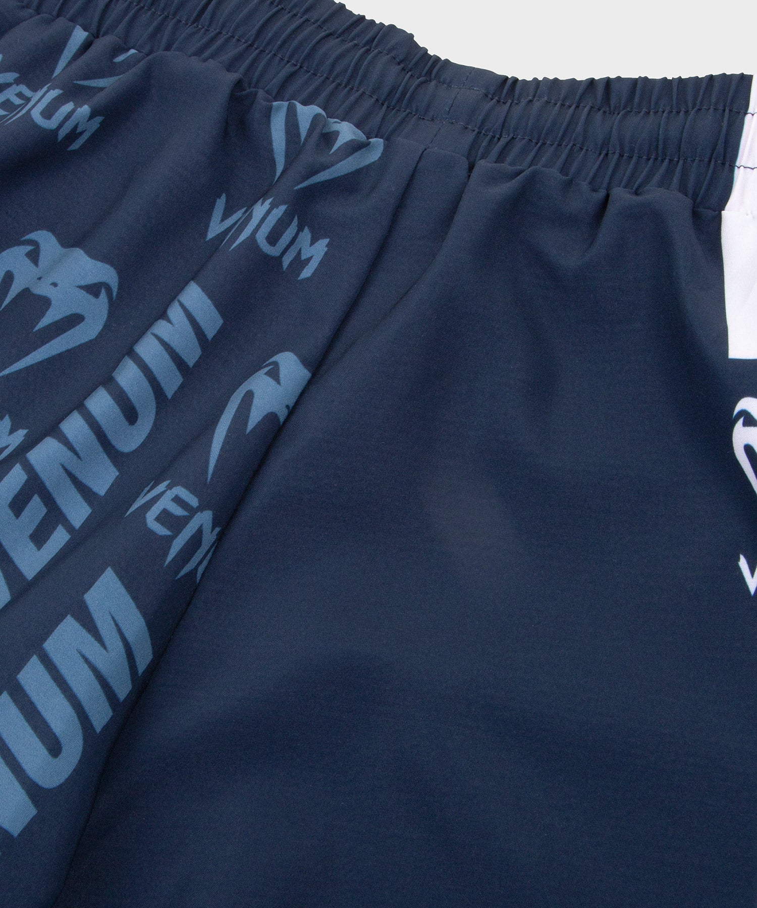 venum-logos-fitness-shorts-herren-marineblau-wei image 7