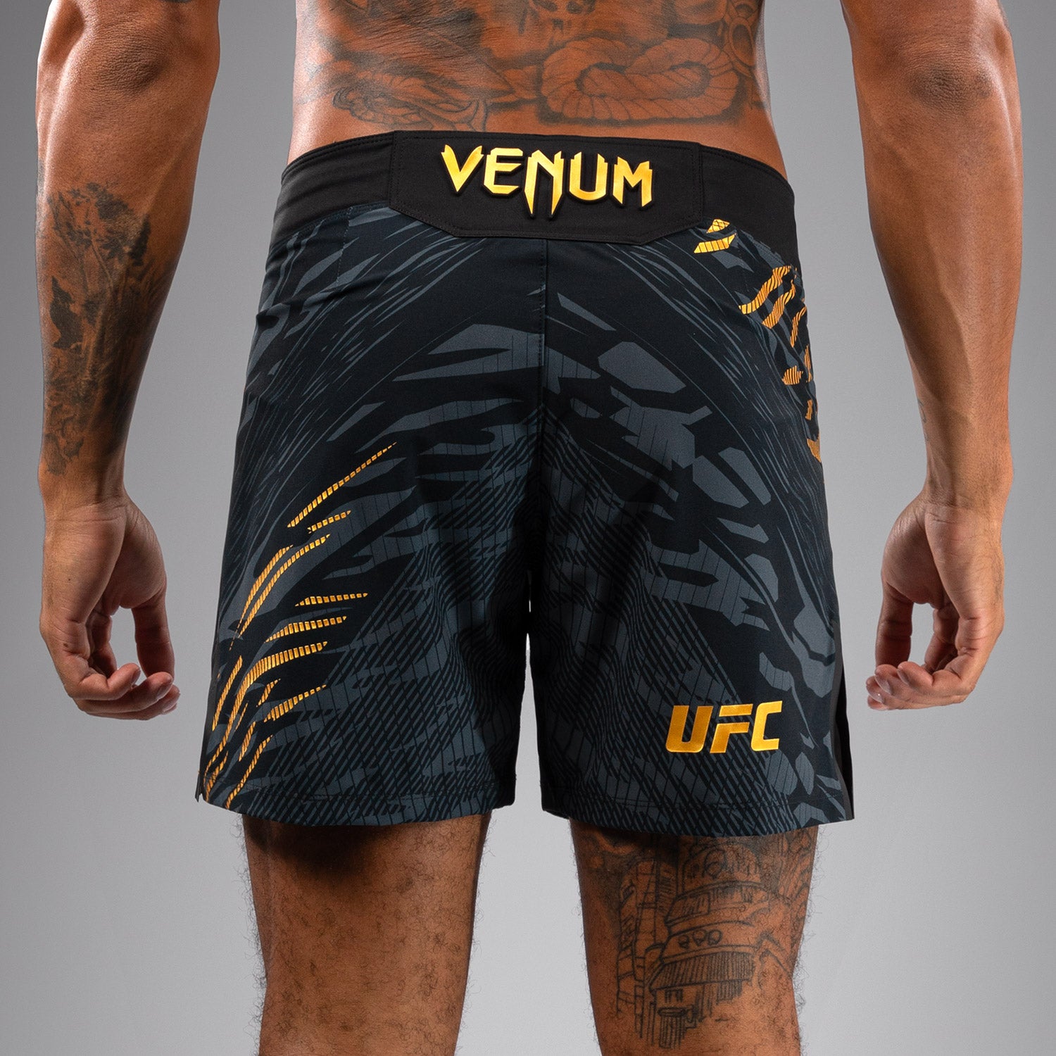 ufc-fusion-by-venum-authentic-fight-night-fight-short-champion-schwarz-gold image 6