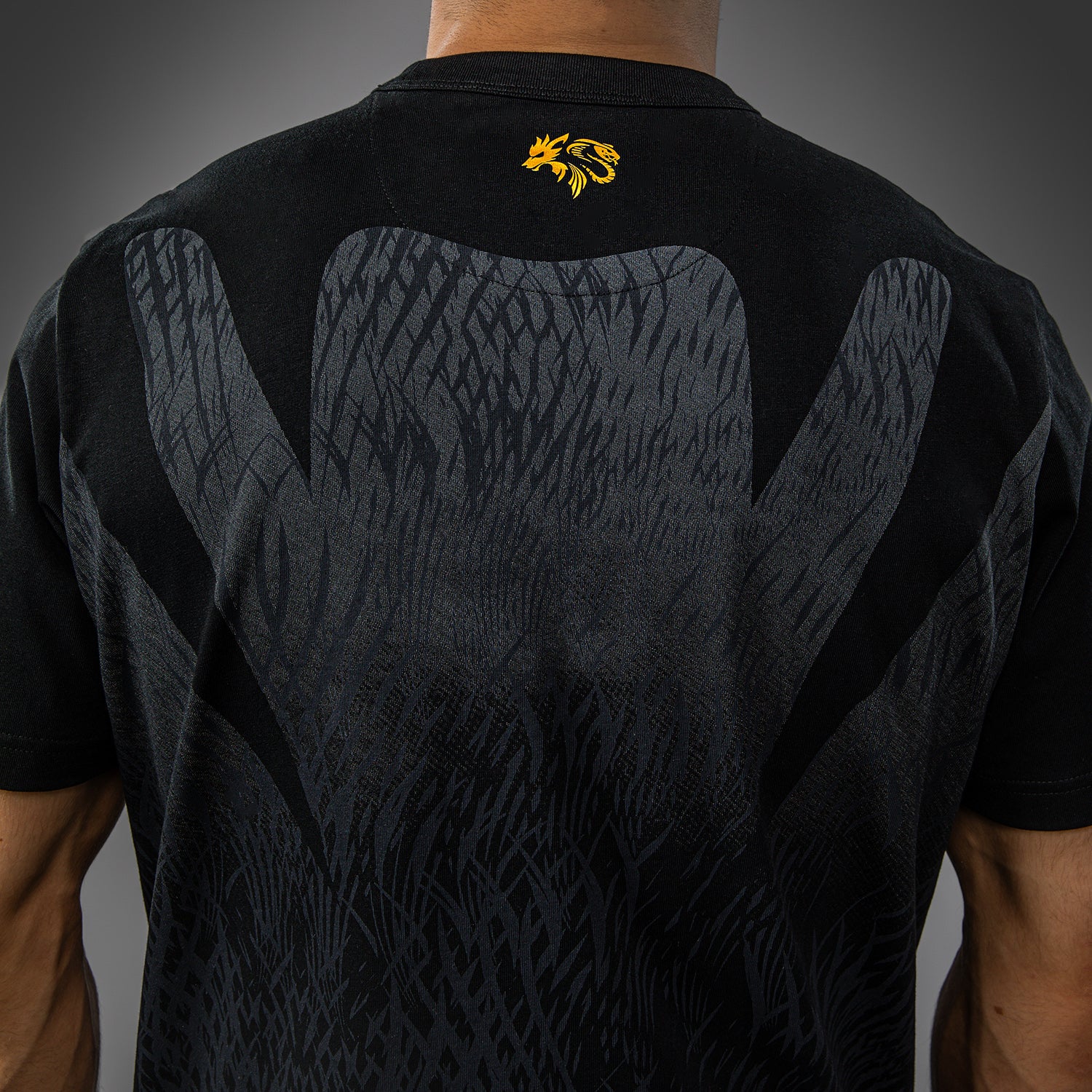 venum-x-chimaev-t-shirt-herren-schwarz-grau image 6