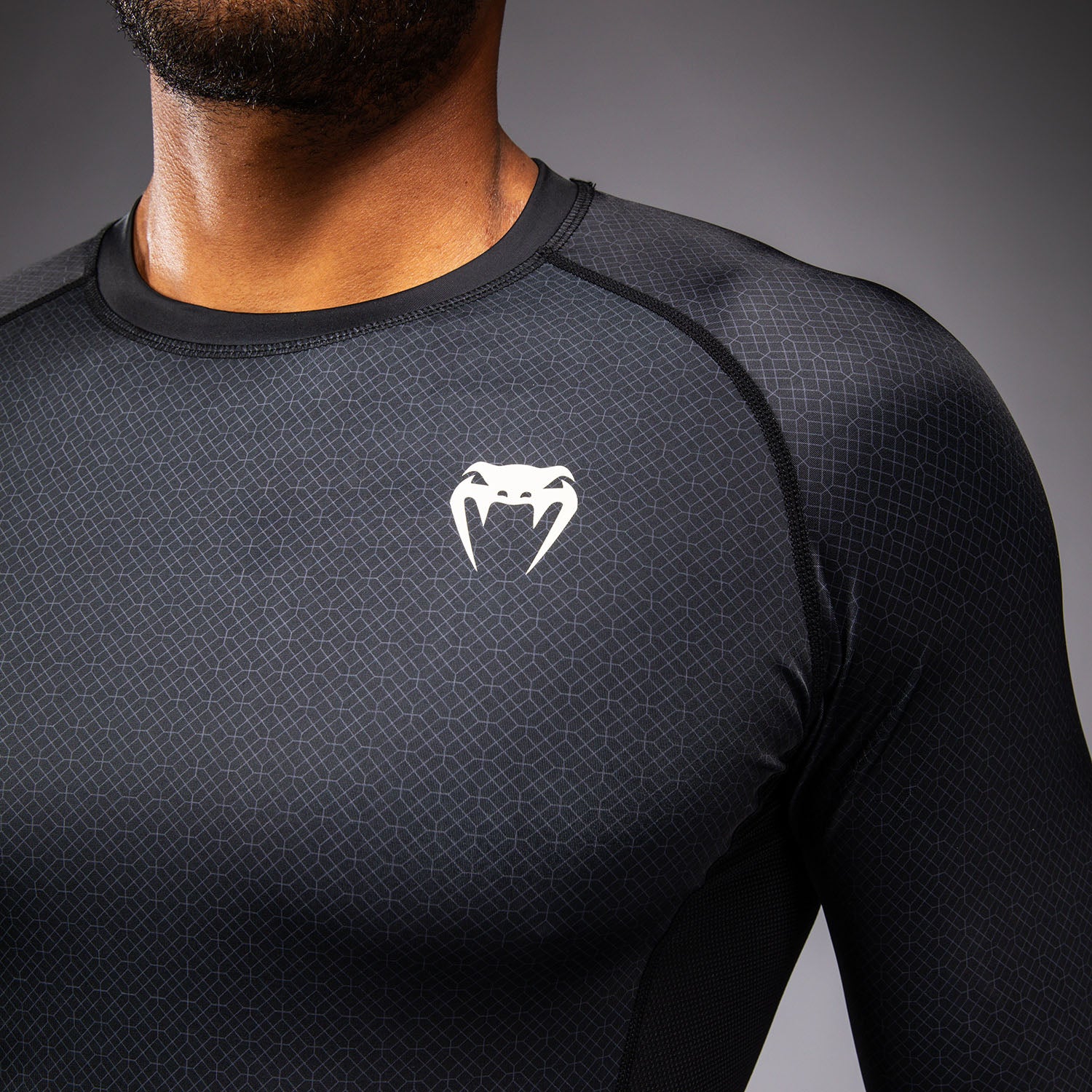 venum-x-roger-gracie-academy-langarm-rashguard-schwarz-herren image 5