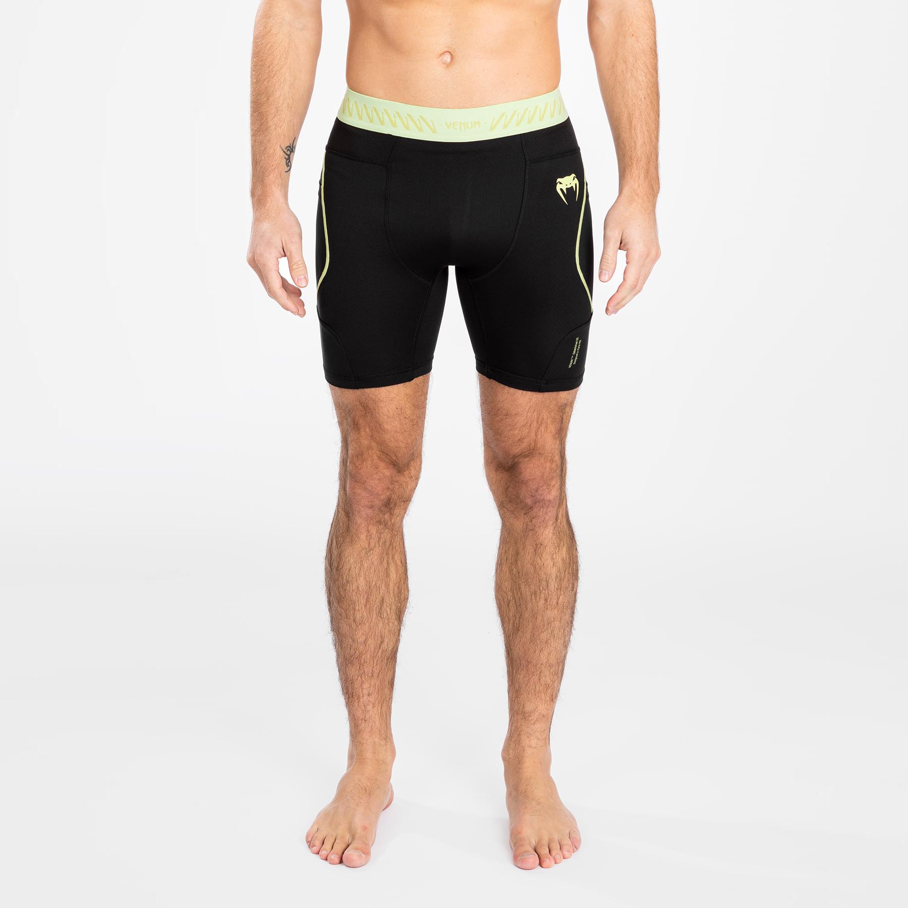 venum-fusion-2-0-vale-tudo-shorts-herren-schwarz-gelb image 1