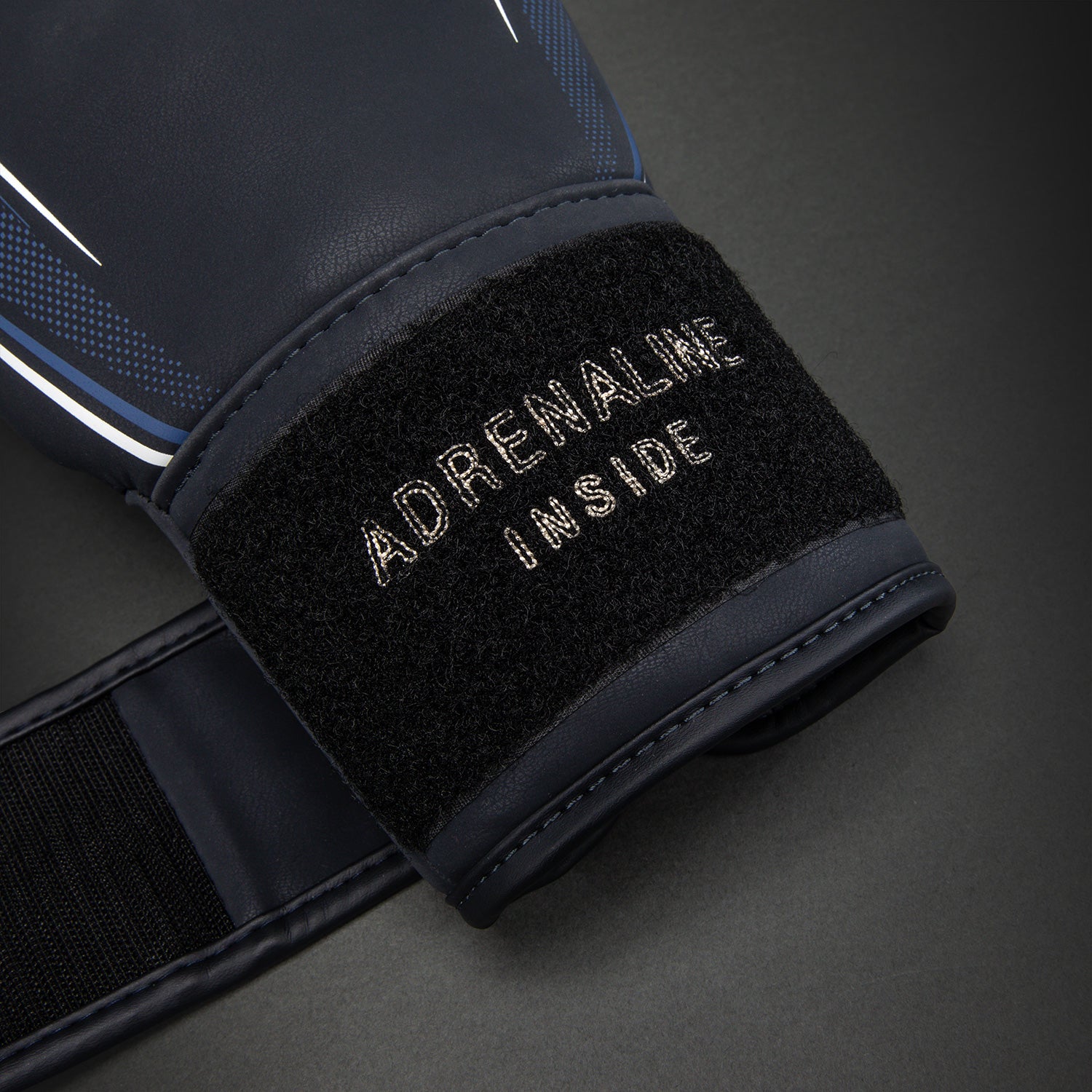 venum-g-core-boxhandschuhe-marineblau-wei image 4