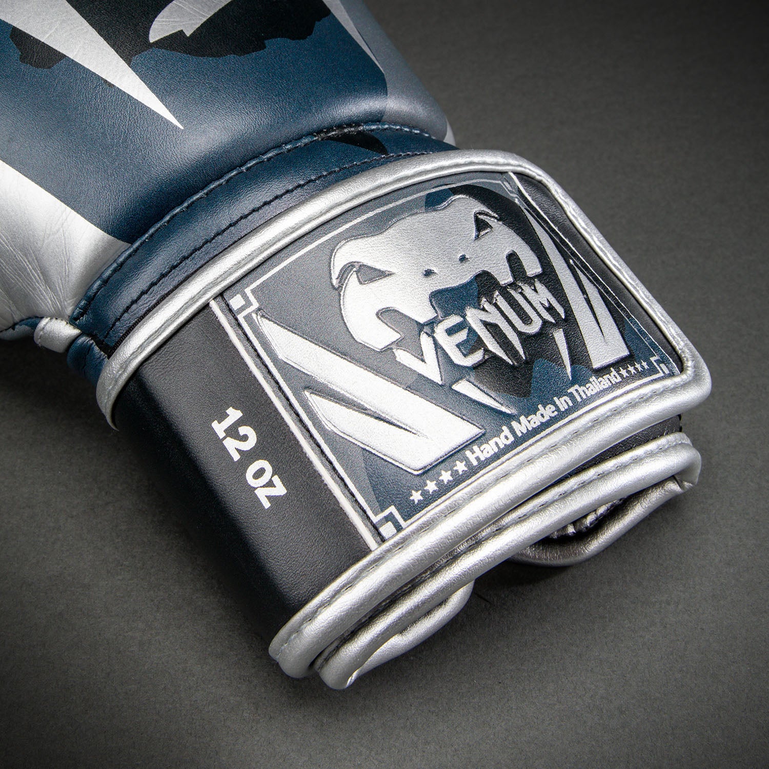 venum-elite-boxhandschuhe-dunkelmarineblau-blau image 3