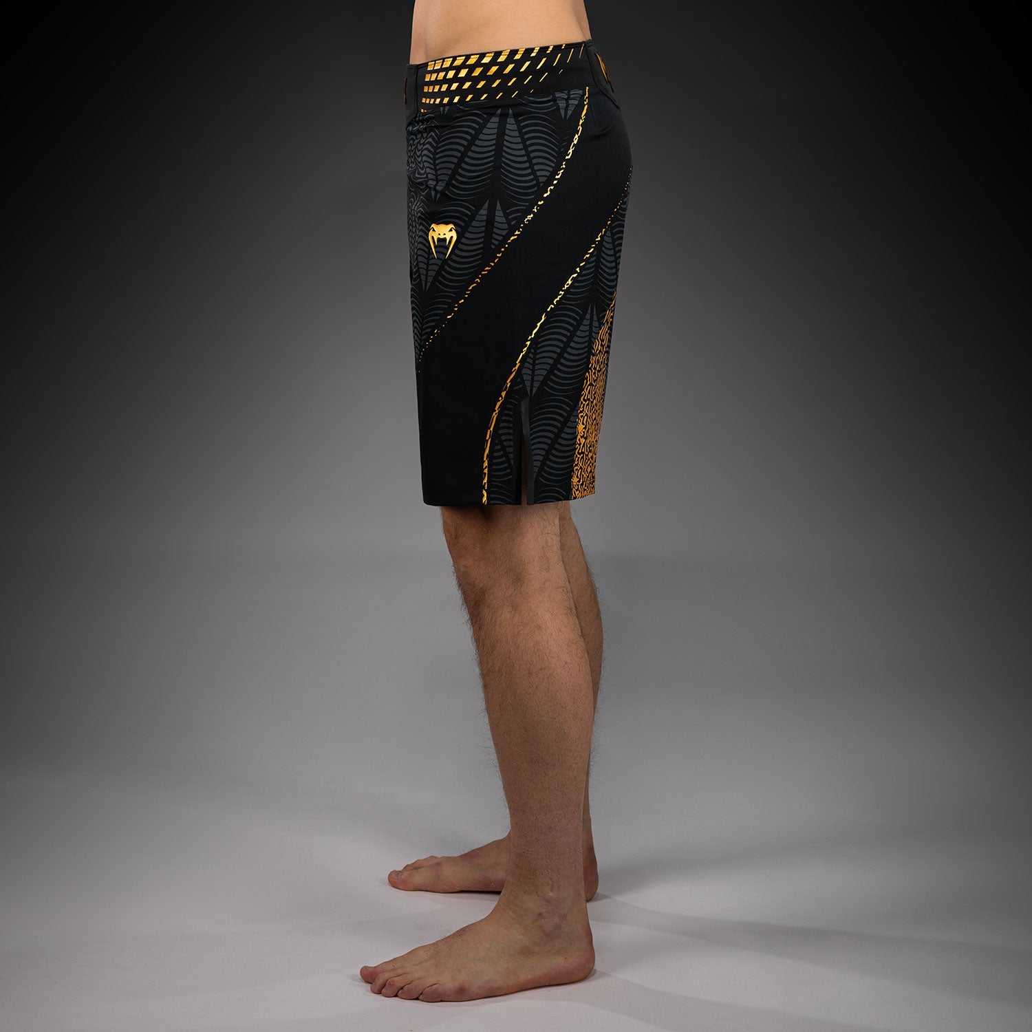 ufc-zenith-by-venum-authentic-fight-night-long-fit-fight-short-herren-champion-s image 2