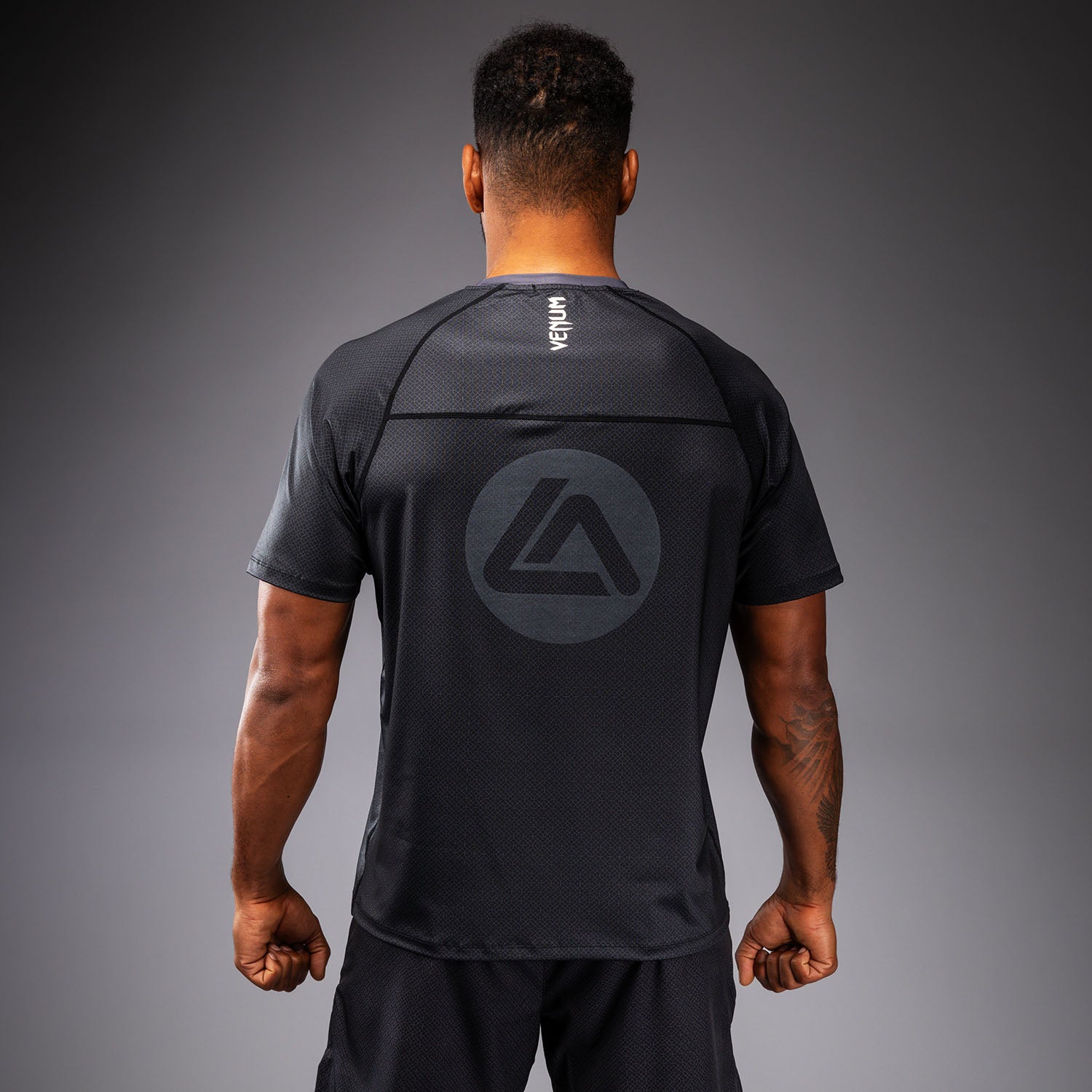 venum-x-roger-gracie-academy-dry-tech-t-shirt-schwarz-herren image 4