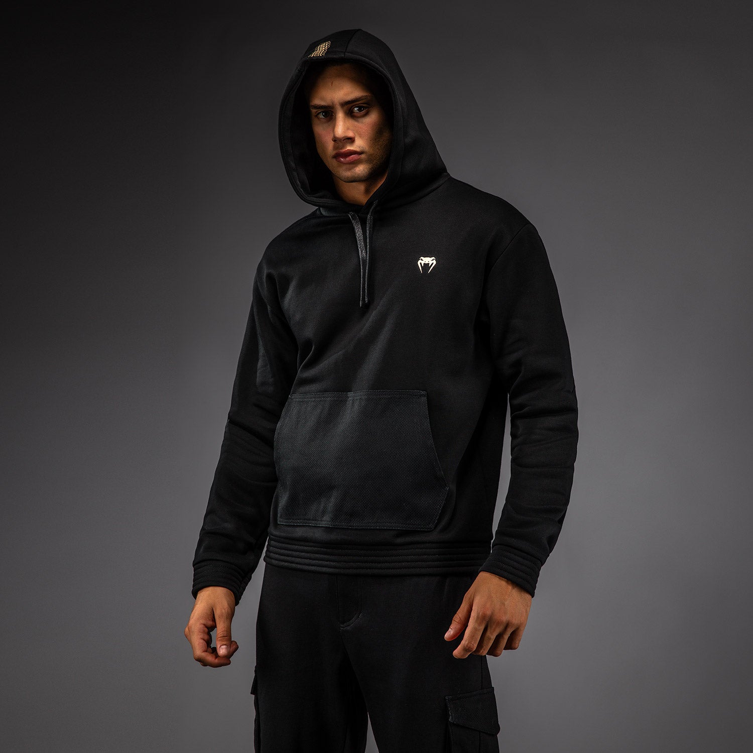 venum-urban-gi-kapuzenpullover-herren-schwarz image 2
