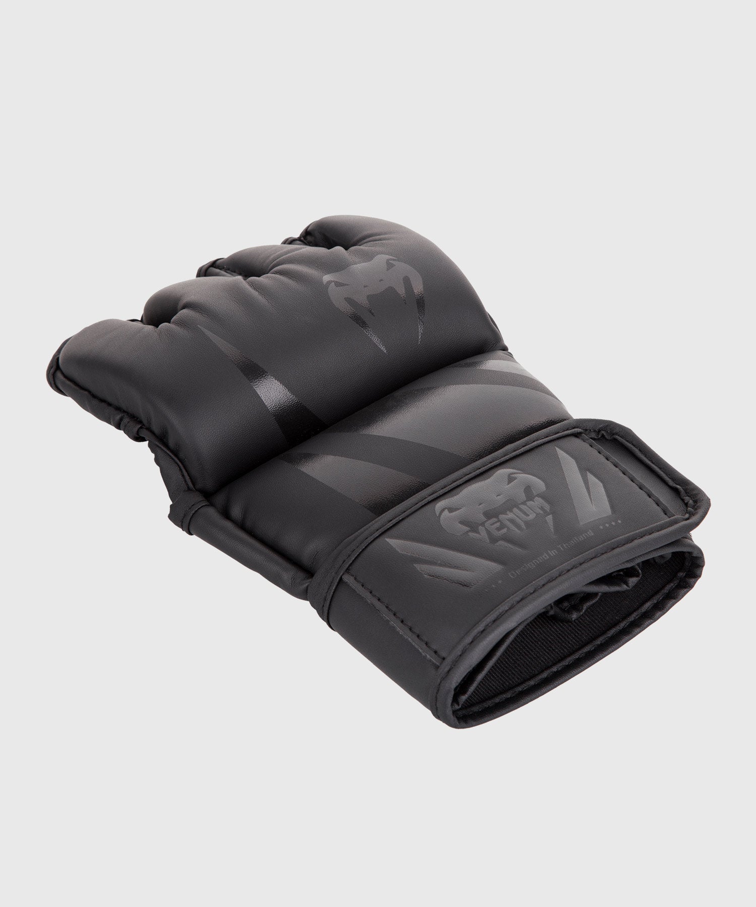 venum-challenger-mma-handschuhe-ohne-daumen-schwarz-schwarz image 2