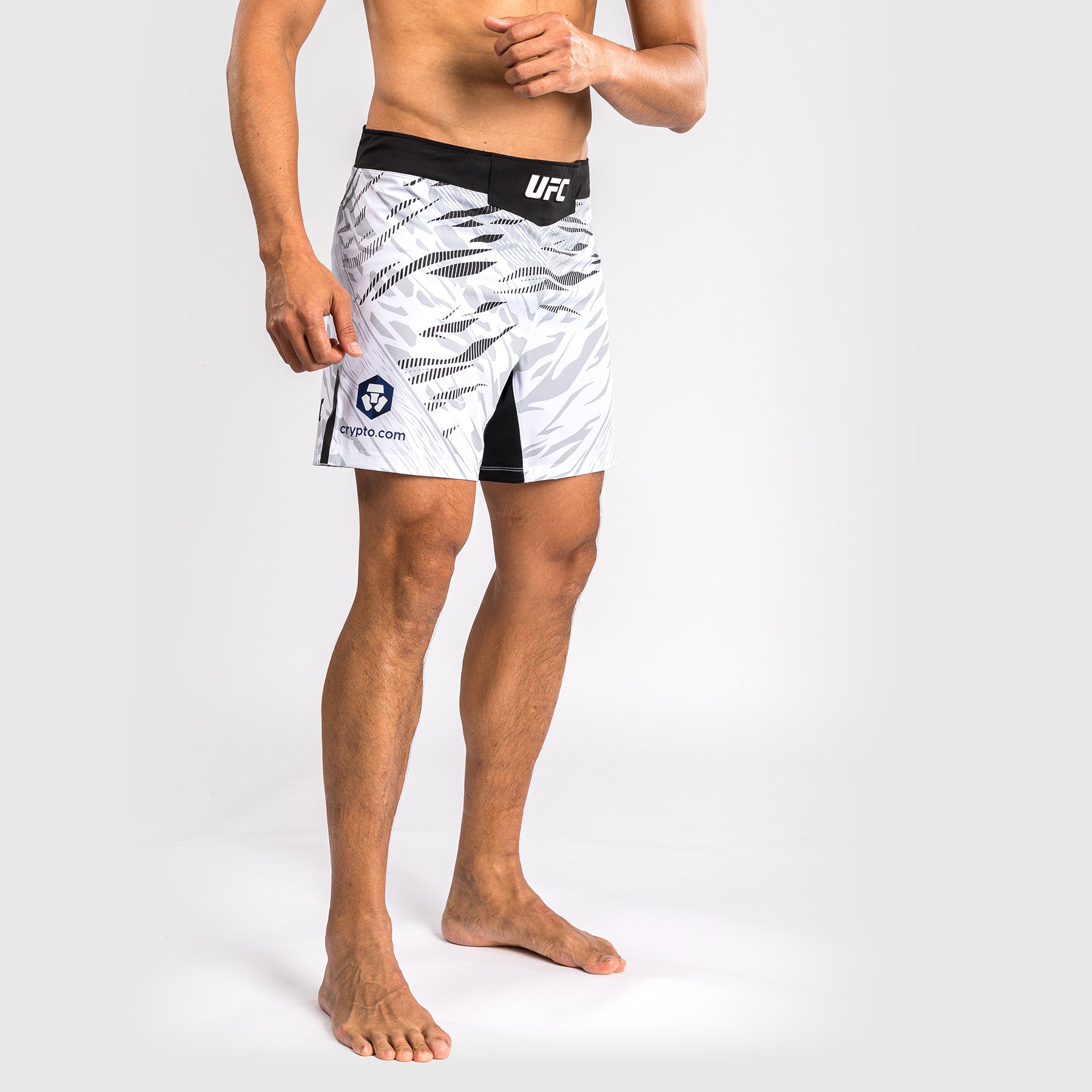 ufc-fusion-by-venum-authentic-fight-night-fight-short-herren-short-fit-wei image 2