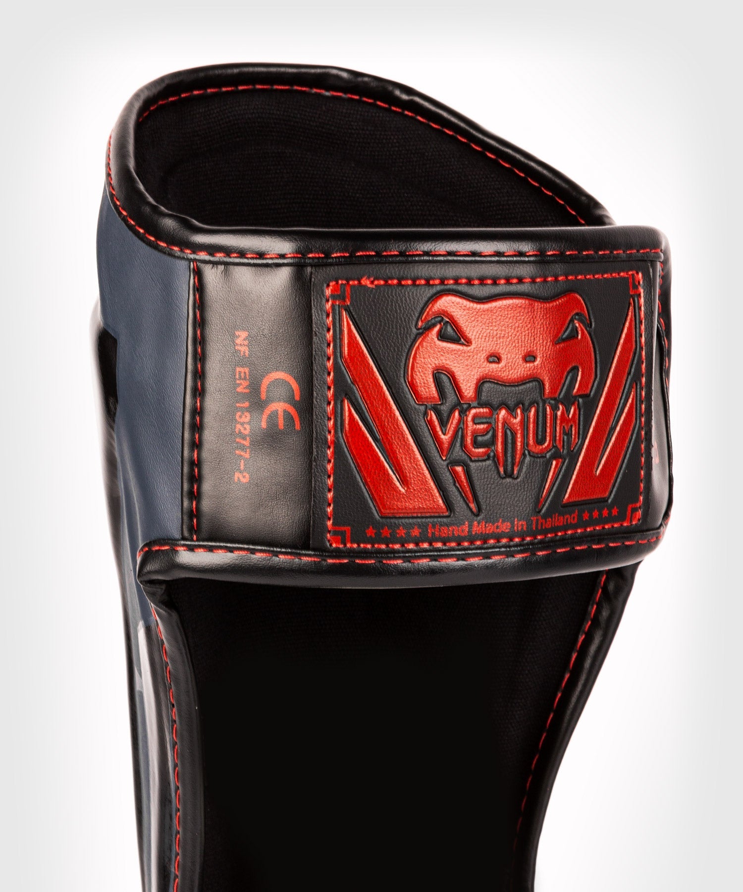 venum-elite-schienbeinschutz-marineblau-schwarz-rot image 5