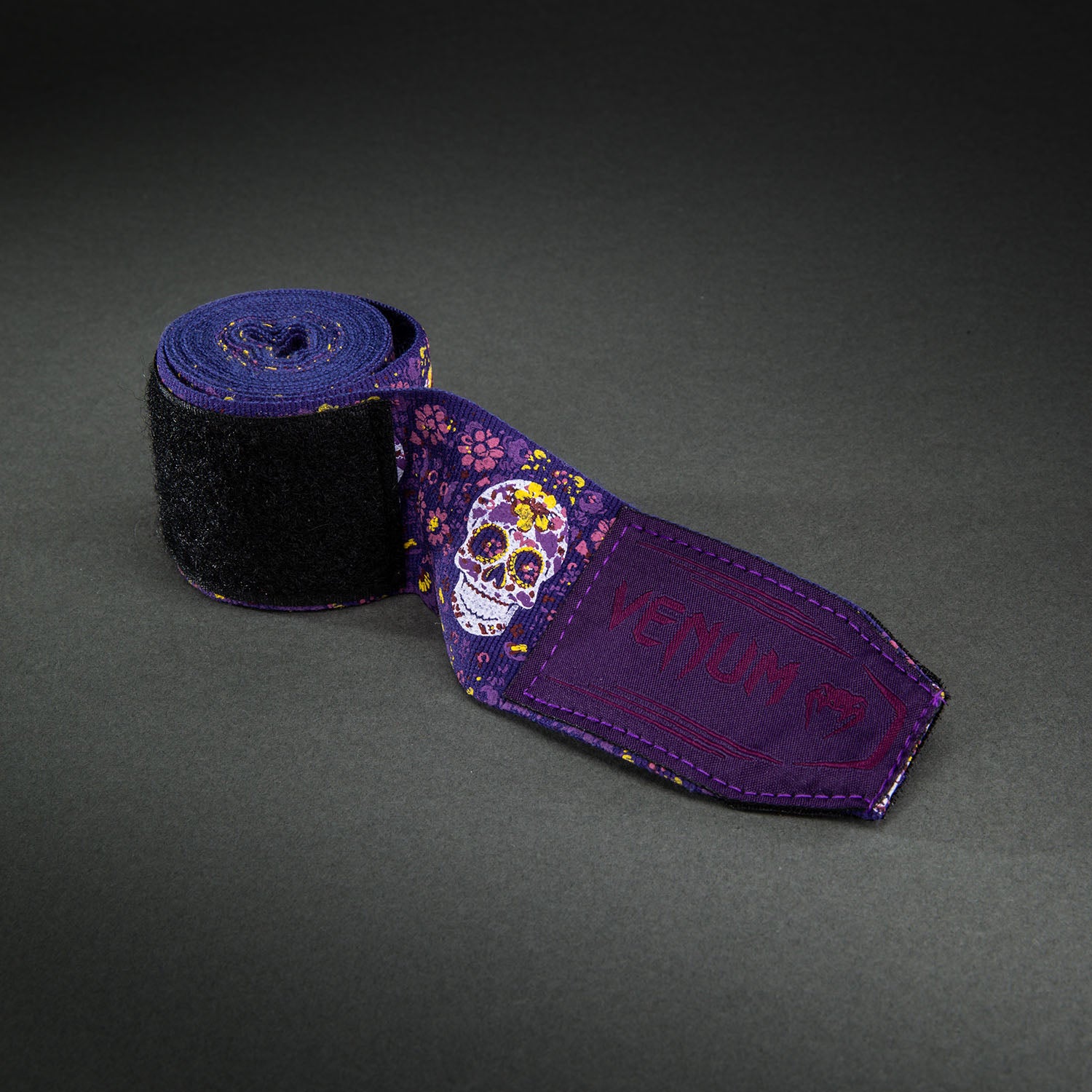 venum-kontact-evo-santa-muerte-boxbandagen-dunkellila image 3