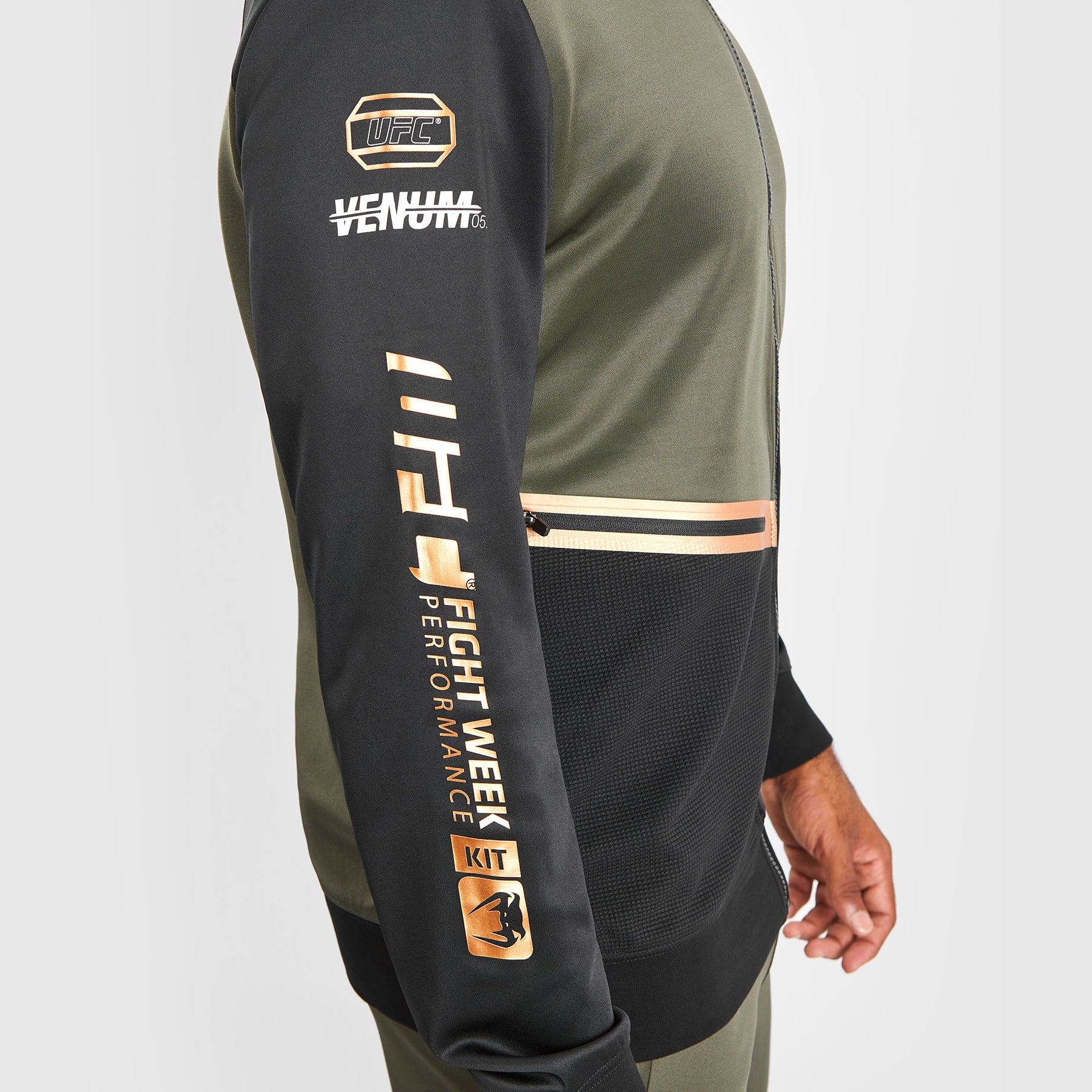 ufc-adrenaline-by-venum-fight-week-herren-zip-hoodie-khaki-bronze image 7