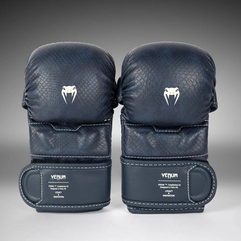 venum-impact-evo-scales-mma-sparringhandschuhe-mitternachtsblau image 1