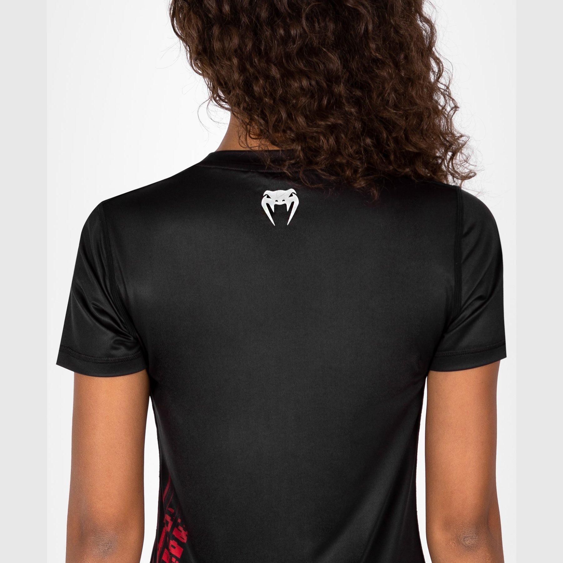 ufc-venum-performance-institute-2-0-dry-tech-t-shirt-damen-schwarz-rot image 5