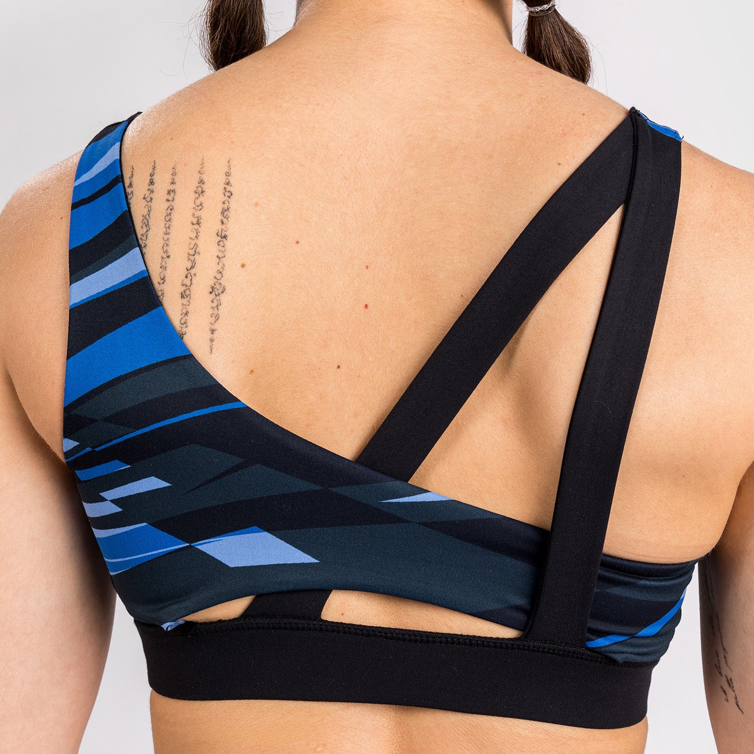 venum-abyss-frauen-sport-bh-schattenblau-schwarz image 5