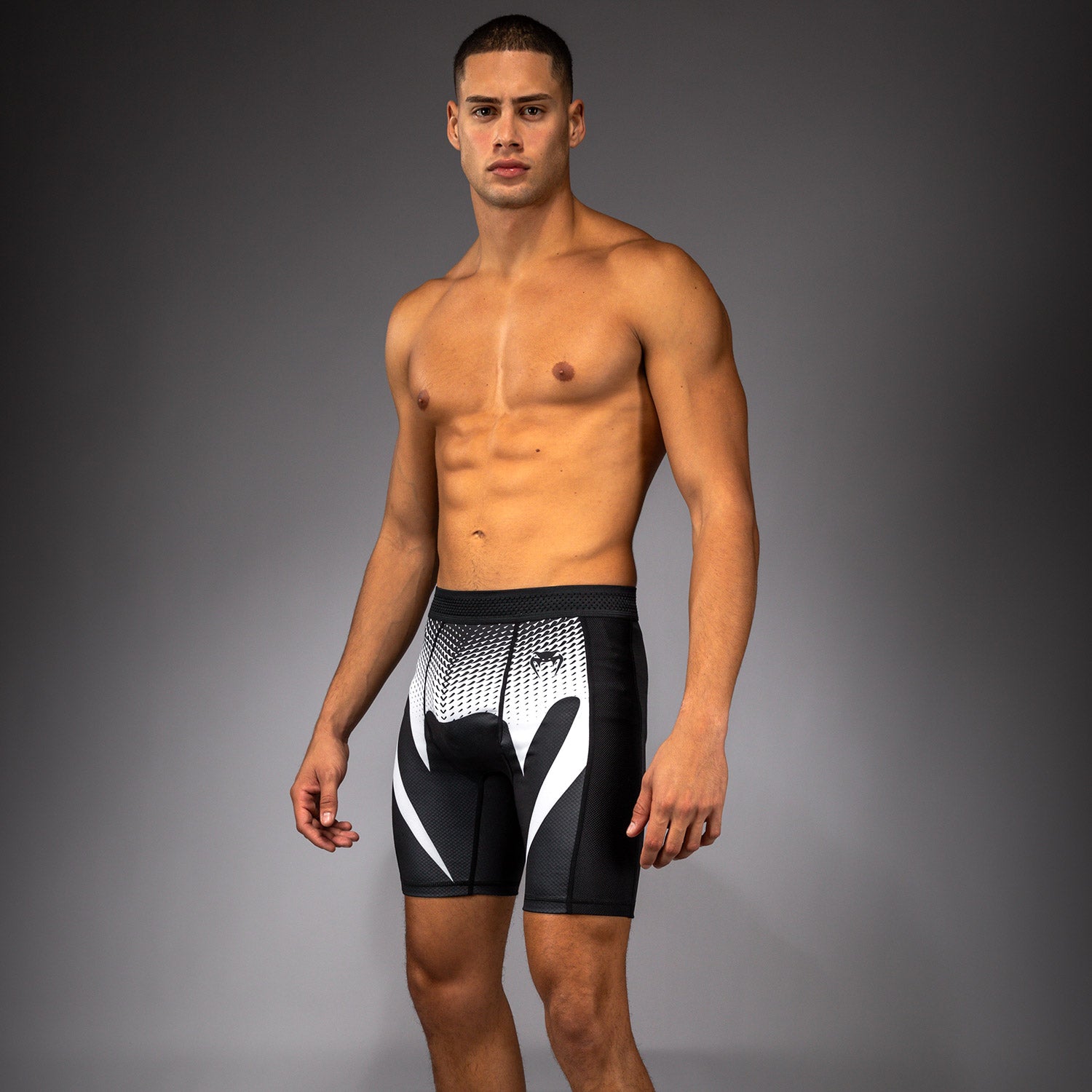 venum-no-gi-vale-tudo-shorts-schwarz-wei image 7