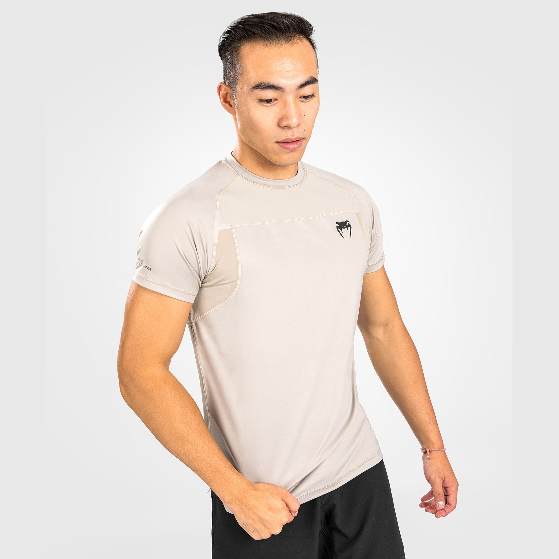 venum-g-fit-air-dry-tech-t-shirt-sand image 2
