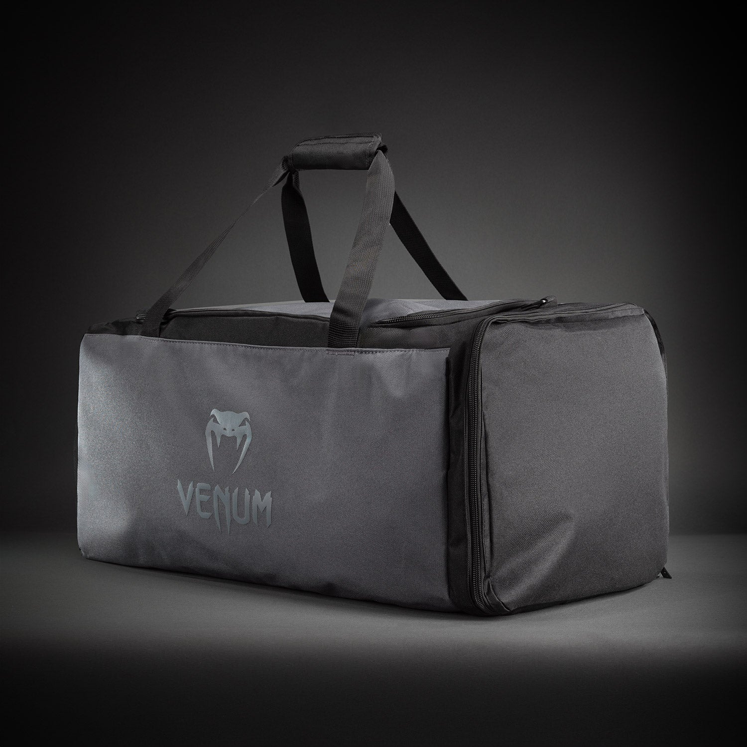venum-essential-sporttasche-61-l-duffle-bag-grau-schwarz image 2
