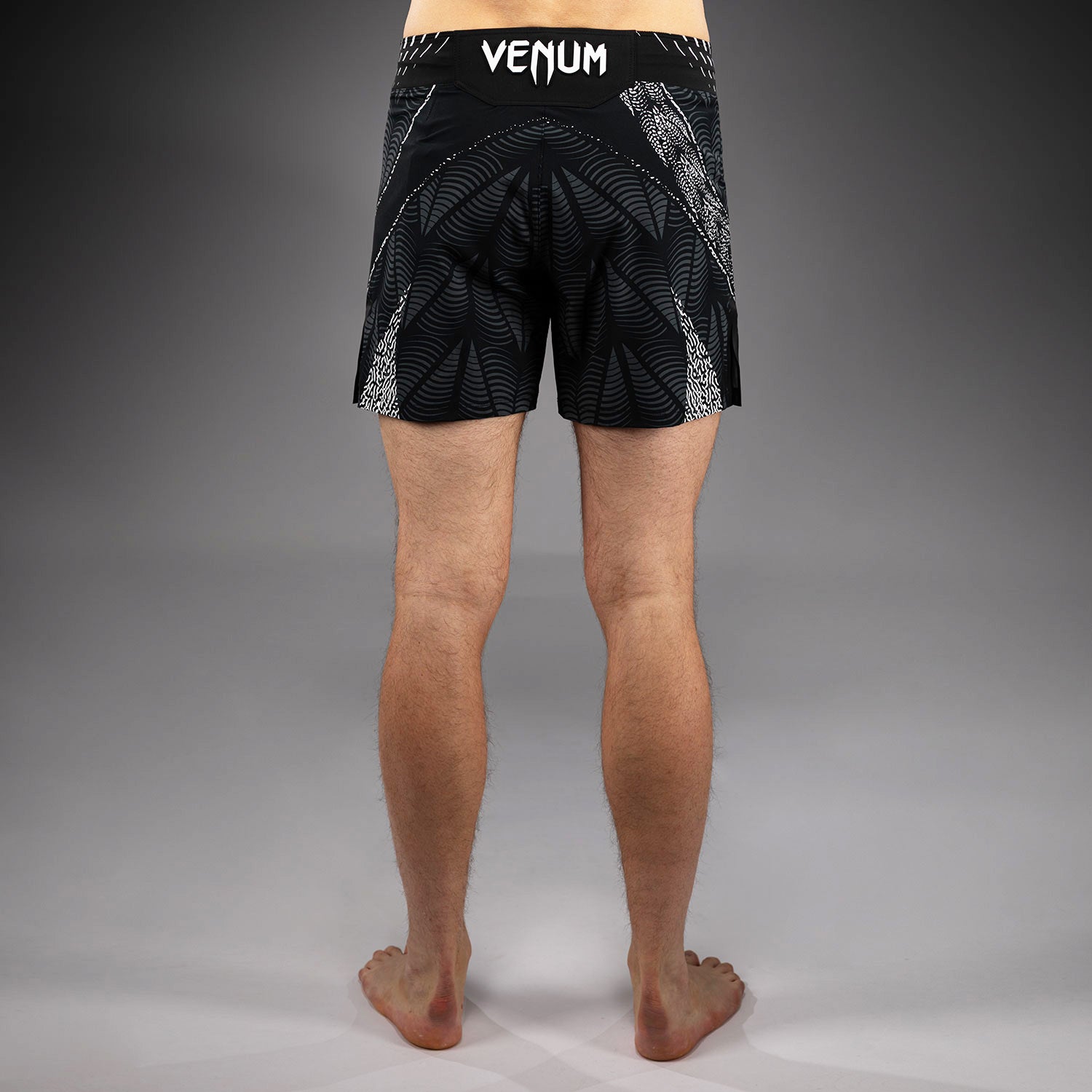 ufc-zenith-by-venum-authentic-fight-night-fight-short-herren-kurz-schwarz image 3