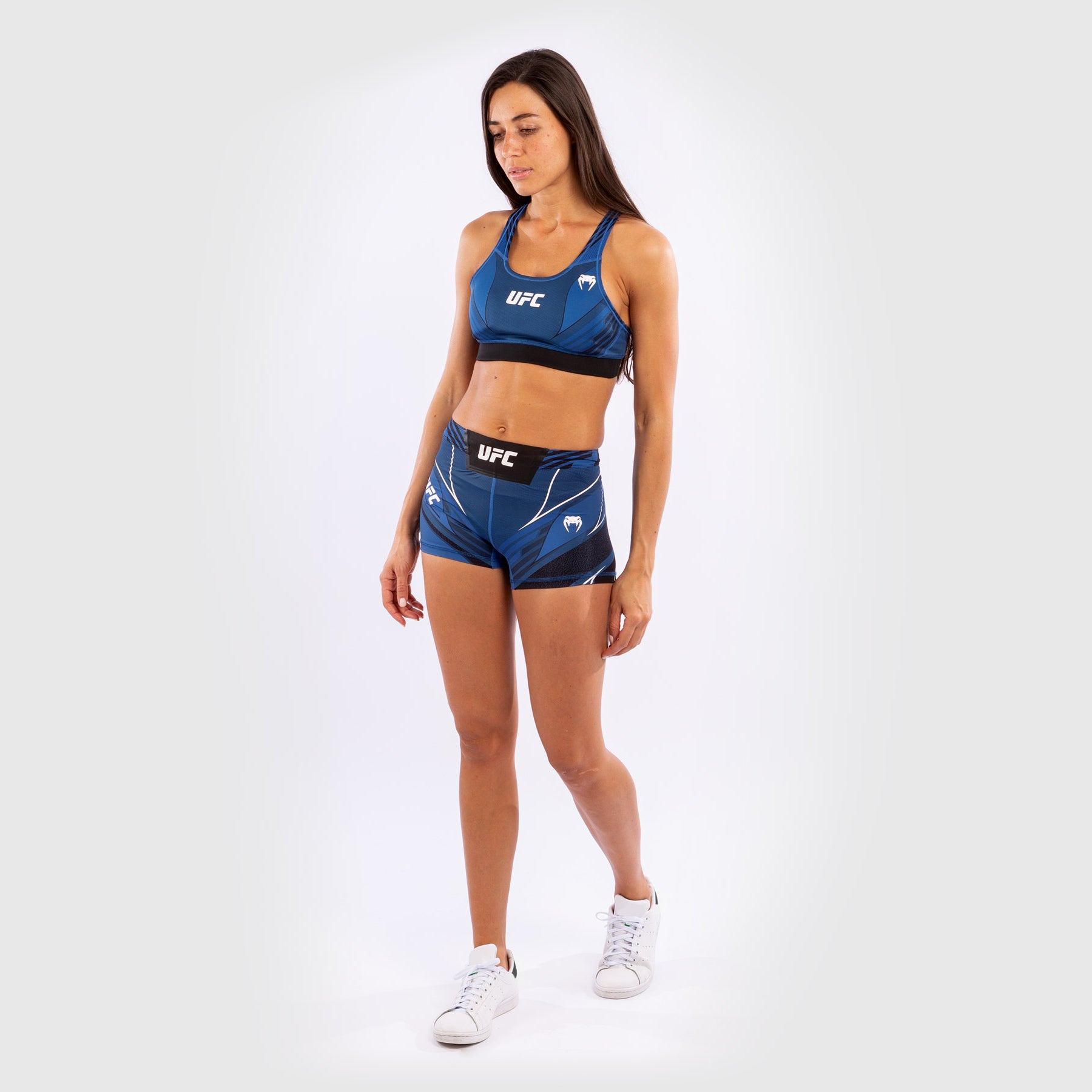 ufc-venum-authentic-fight-night-damen-vale-tudo-shorts-kurze-passform-blau image 7