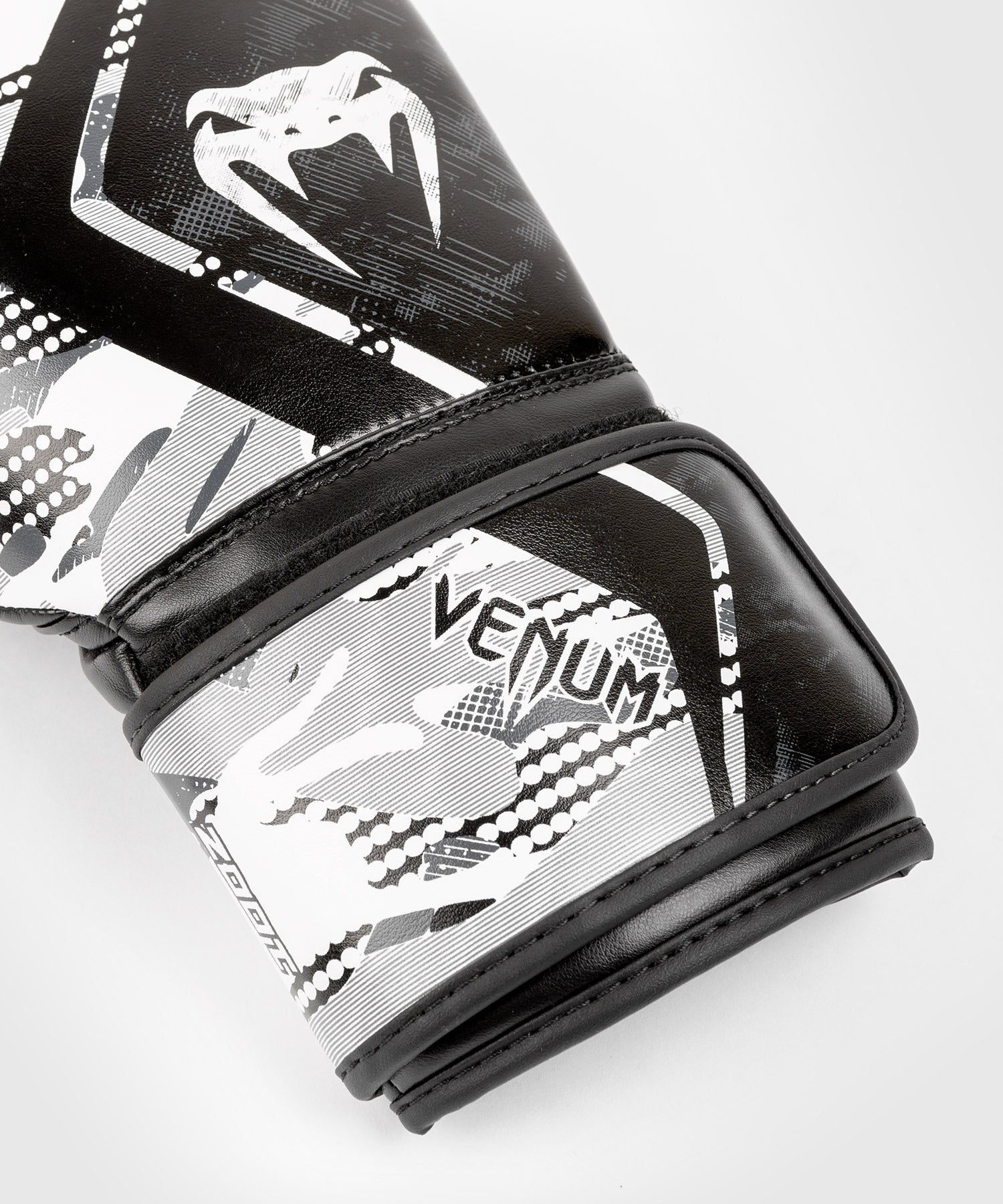 venum-contender-2-0-defender-boxhandschuhe-camo-urbane image 3