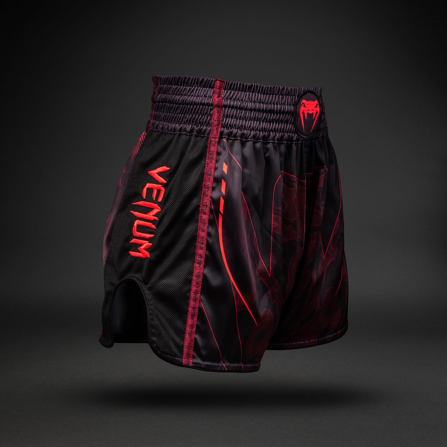 venum-spectre-muay-thai-shorts-schwarz-rot image 3