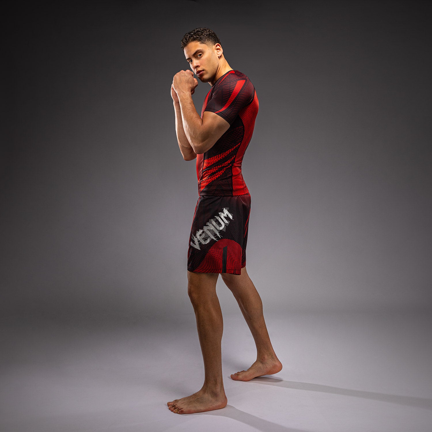 venum-galactic-3-0-kurzarm-rashguard-rot-silber-f-r-herren image 3