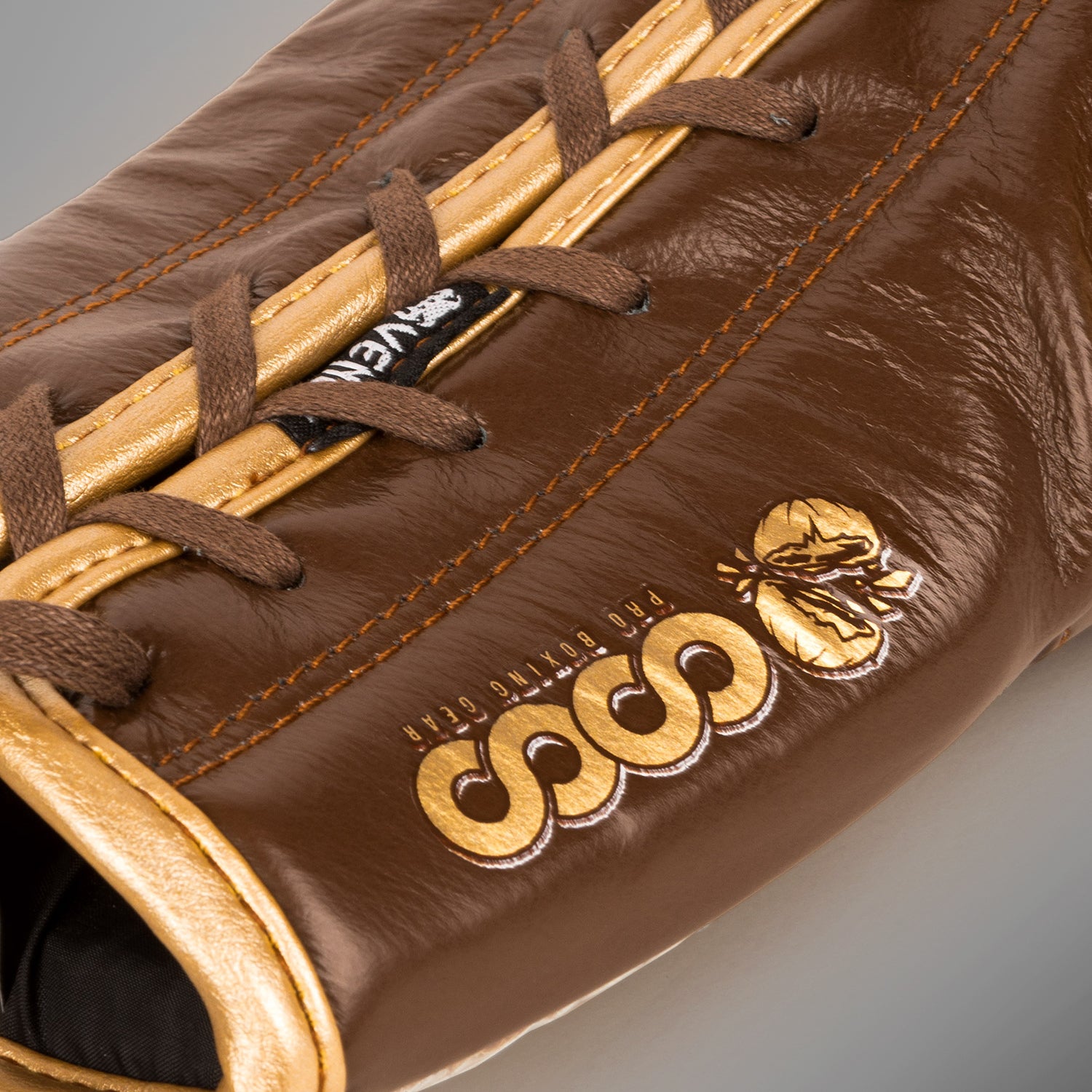 venum-coco-monogram-pro-boxhandschuhe-grizzly-brown image 4