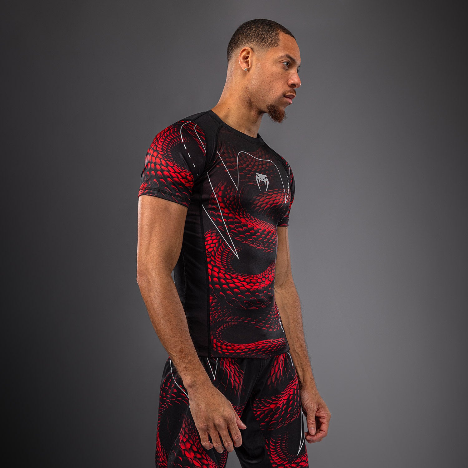 venum-matupa-kurzarm-rashguard-schwarz-rot-silber image 2