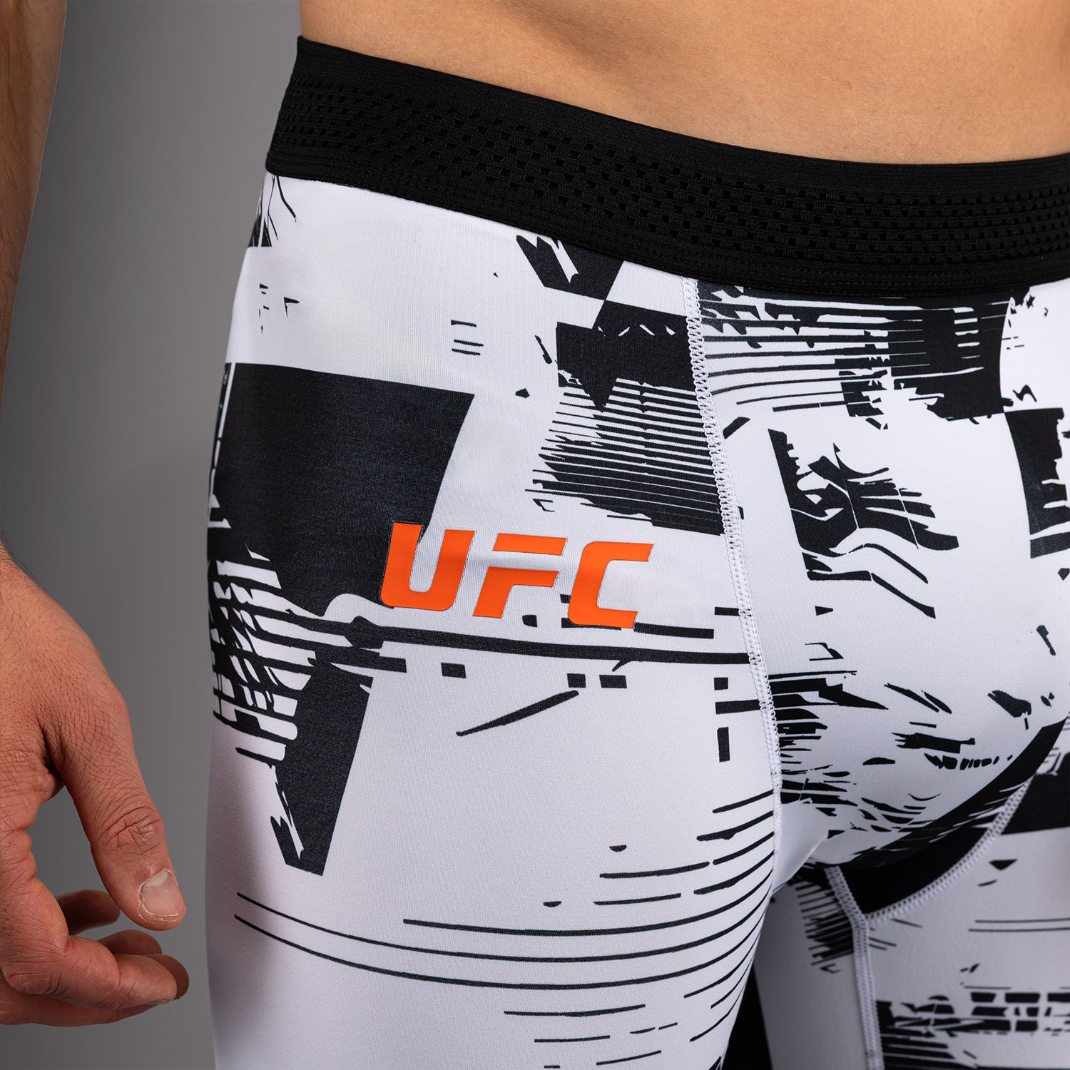 venum-ufc-zenith-authentic-fight-week-performance-vale-tudo-short-herren-wei image 3