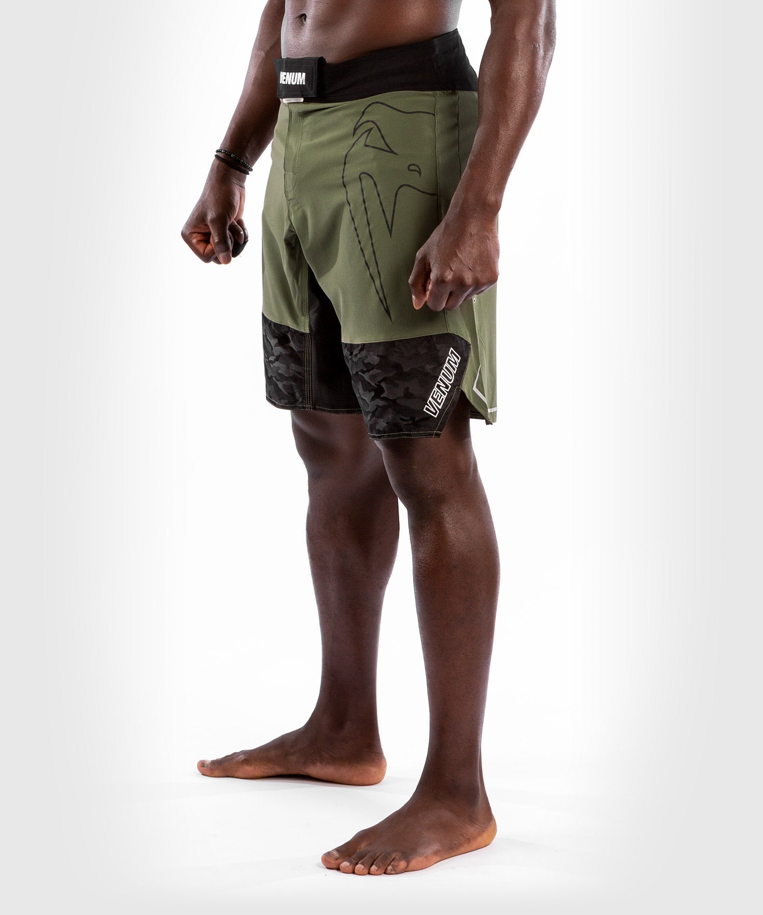 venum-light-4-0-fightshorts-khaki-silber image 3