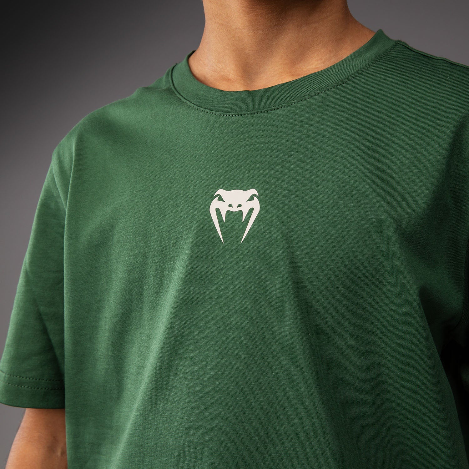 venum-contender-kids-t-shirt-kinder-waldgr-n-off-white image 3