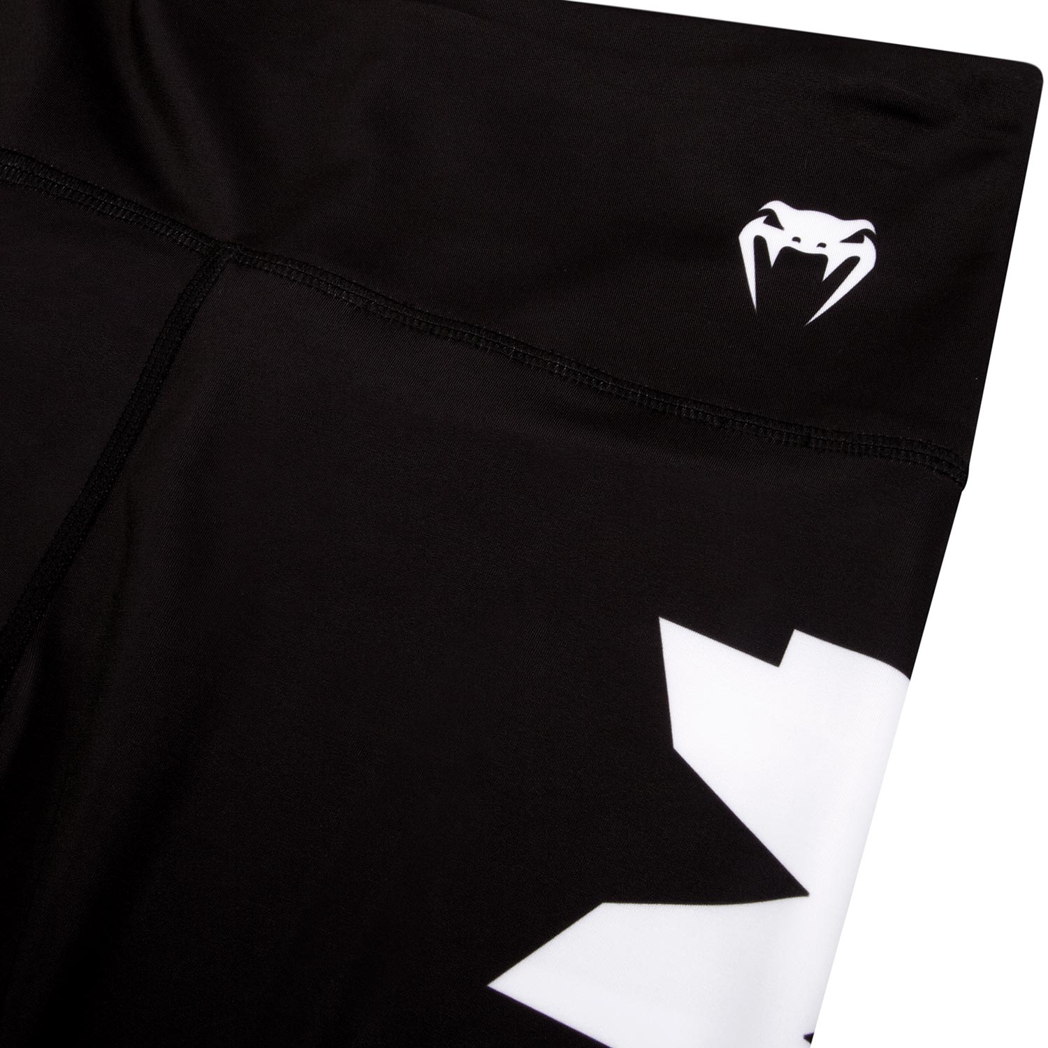 venum-giant-kurze-leggings-damen-schwarz image 5