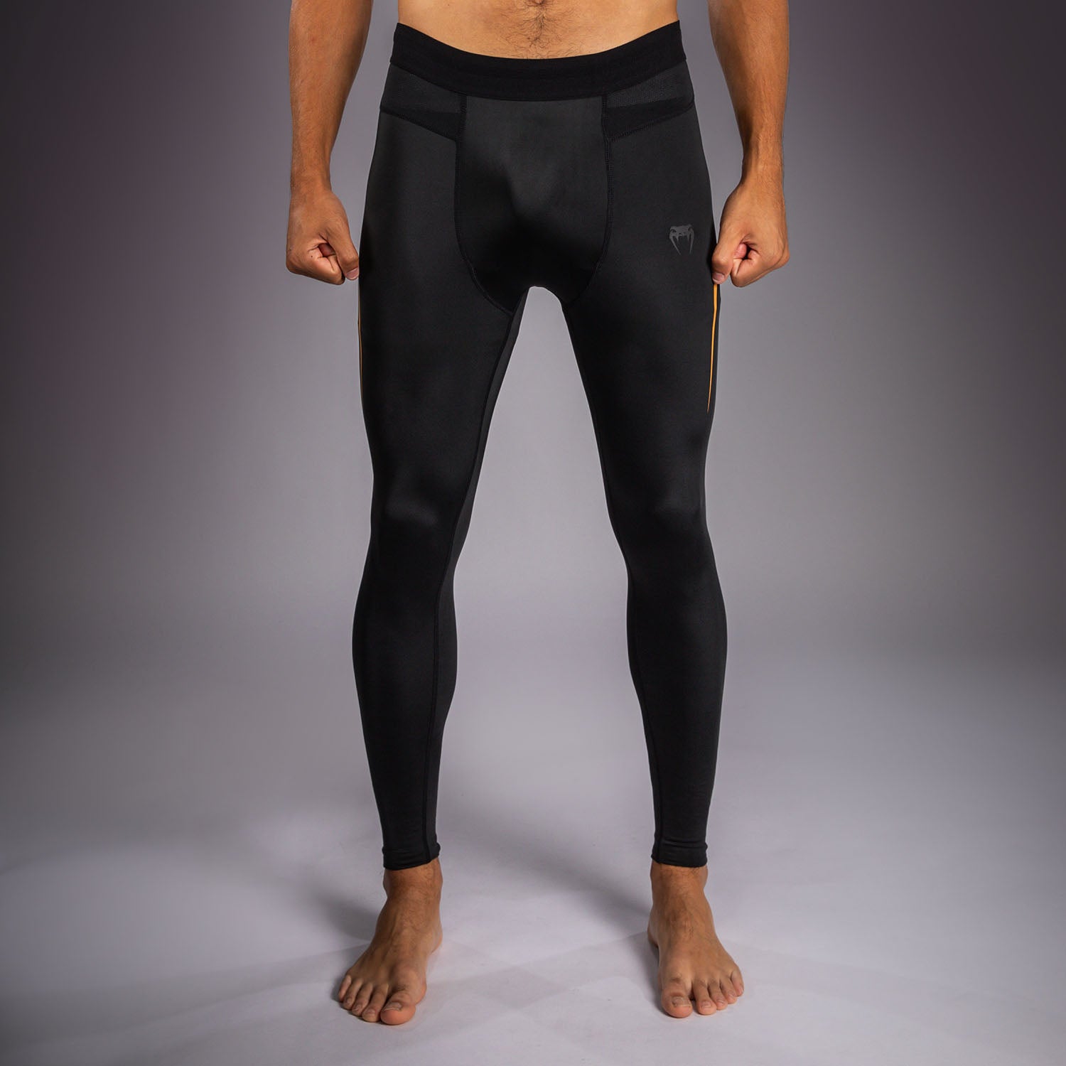 venum-g-core-spats-herren-schwarz-gold-kompressionshose-grappling image 1