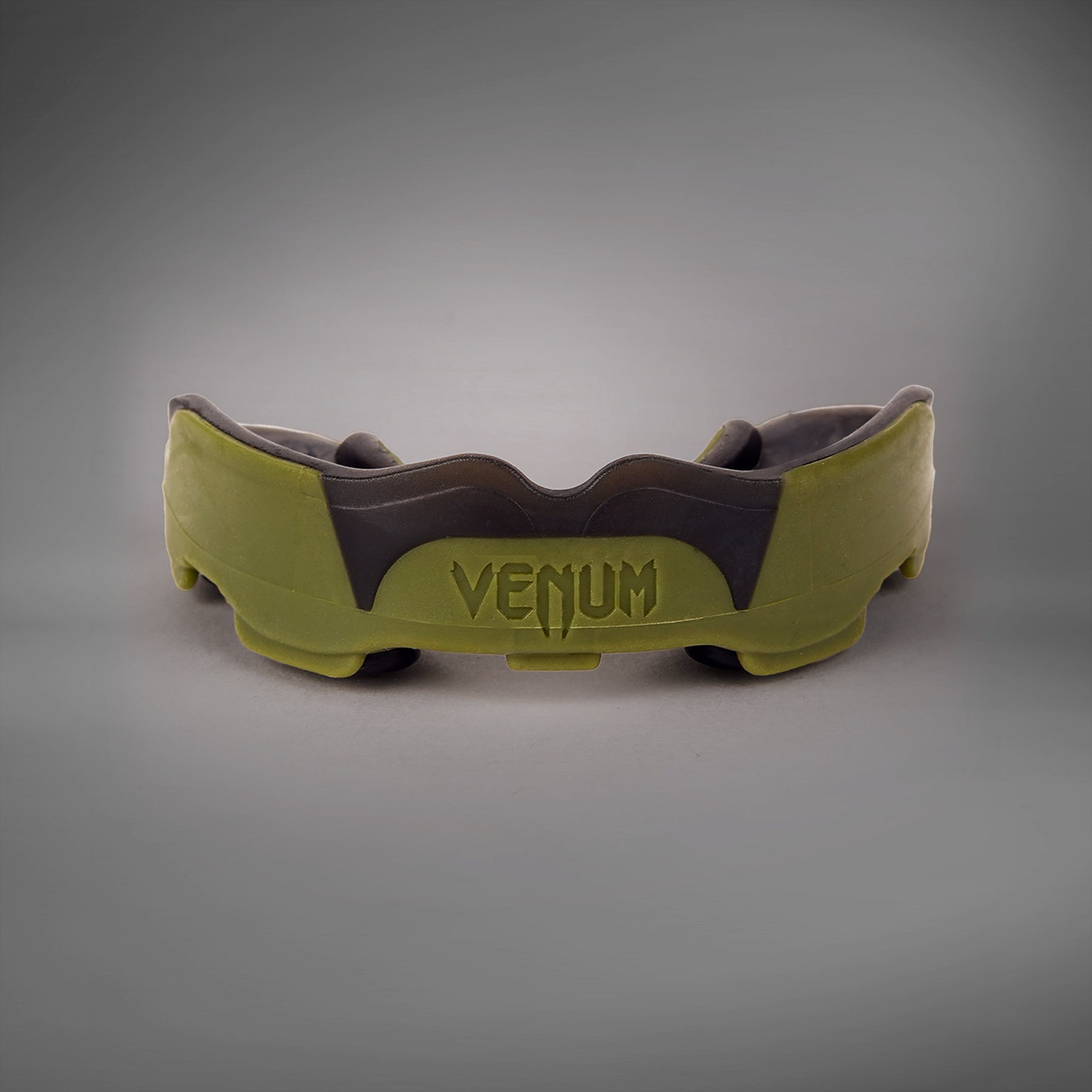 venum-predator-mundschutz-khaki-schwarz image 2