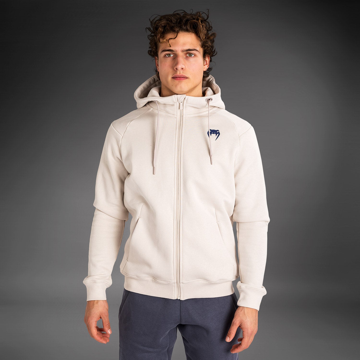 venum-strikeland-full-zip-hoodie-herren-greige image 8