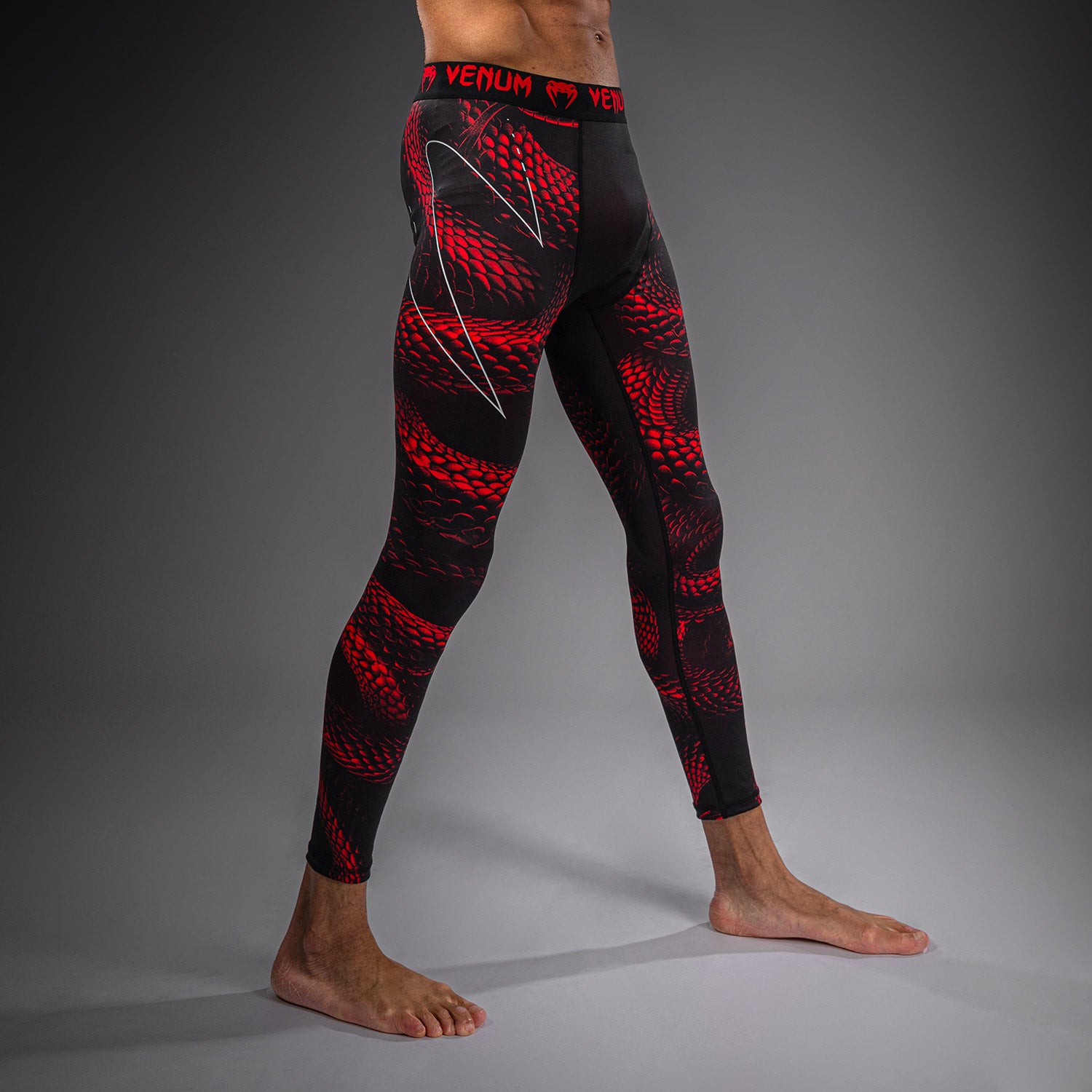 venum-matupa-spats-herren-schwarz-rot-silber image 2