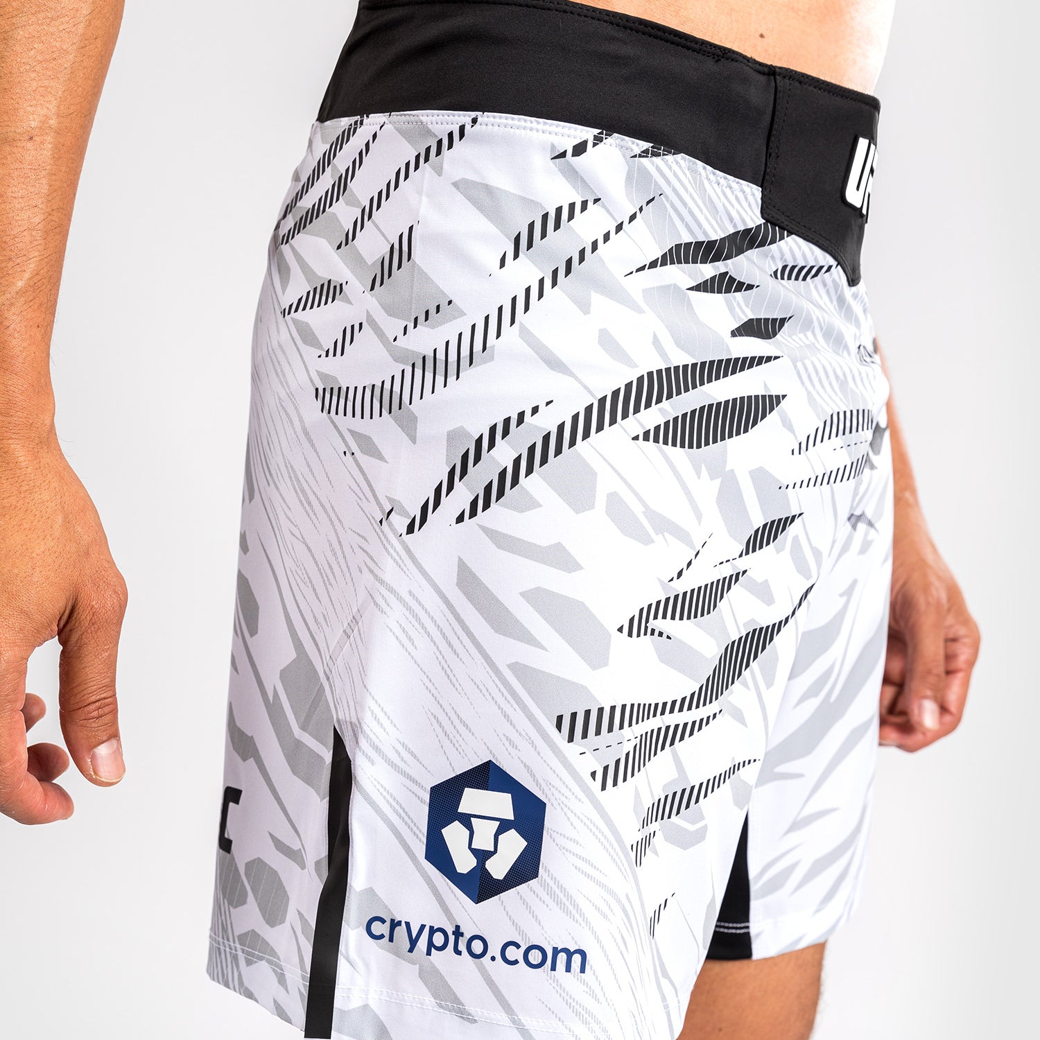 ufc-fusion-by-venum-authentic-fight-night-fight-short-herren-short-fit-wei image 6