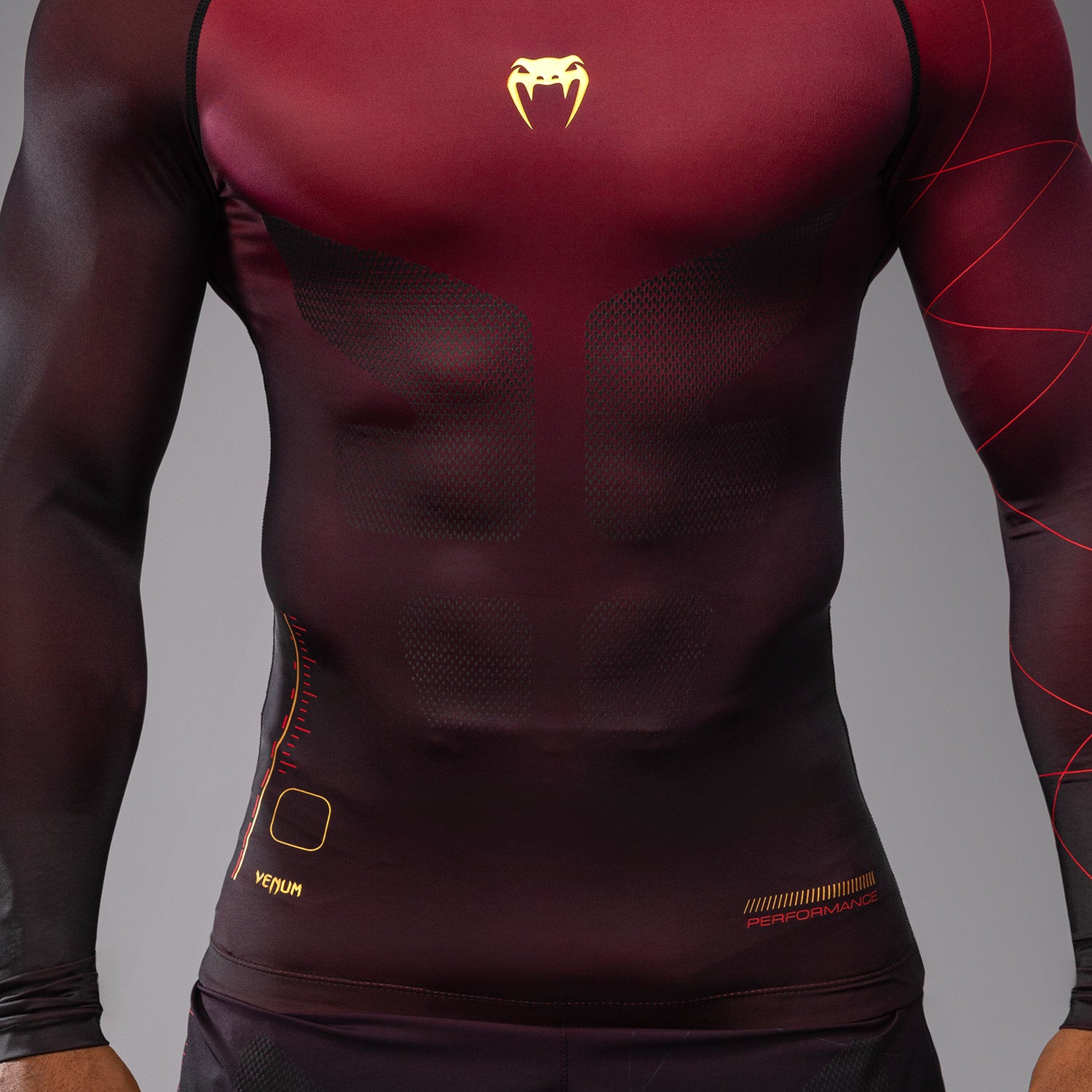 venum-tactical-xt-herren-langarm-rashguard-schwarz-burgund-gold image 6