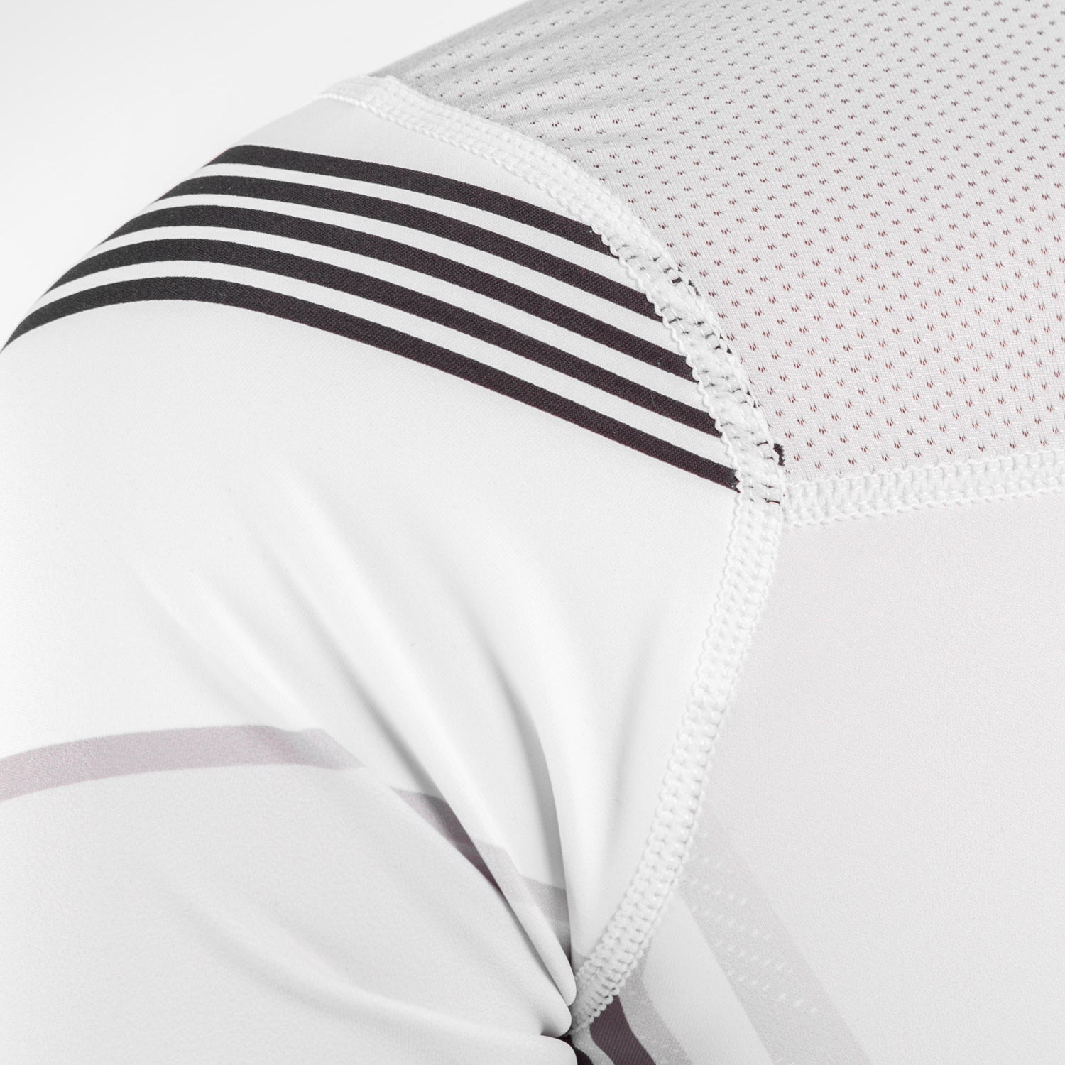 ufc-venum-authentic-fight-night-damen-rashguard-wei image 7