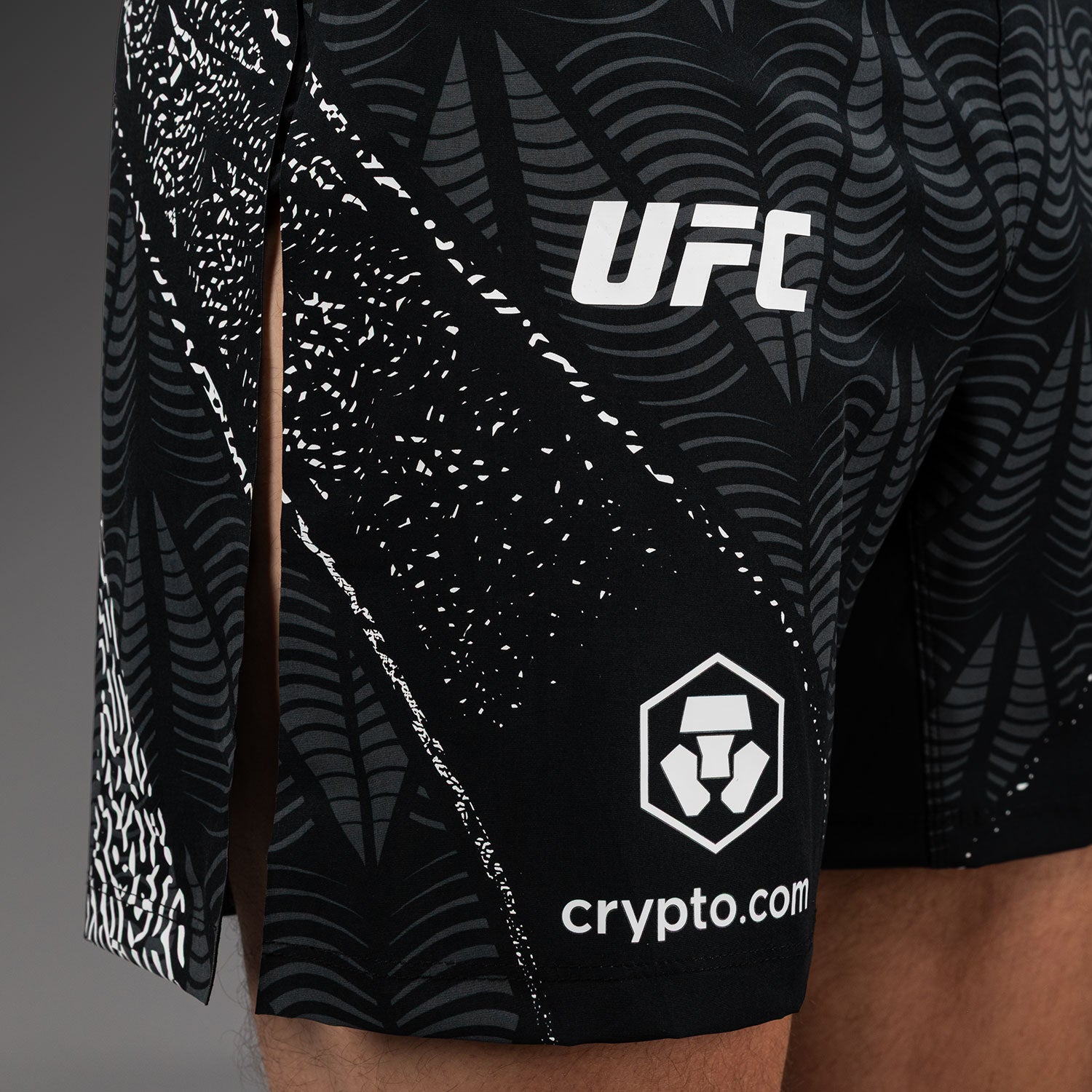 venum-ufc-zenith-authentic-fight-night-gladiator-fight-short-herren-schwarz image 4