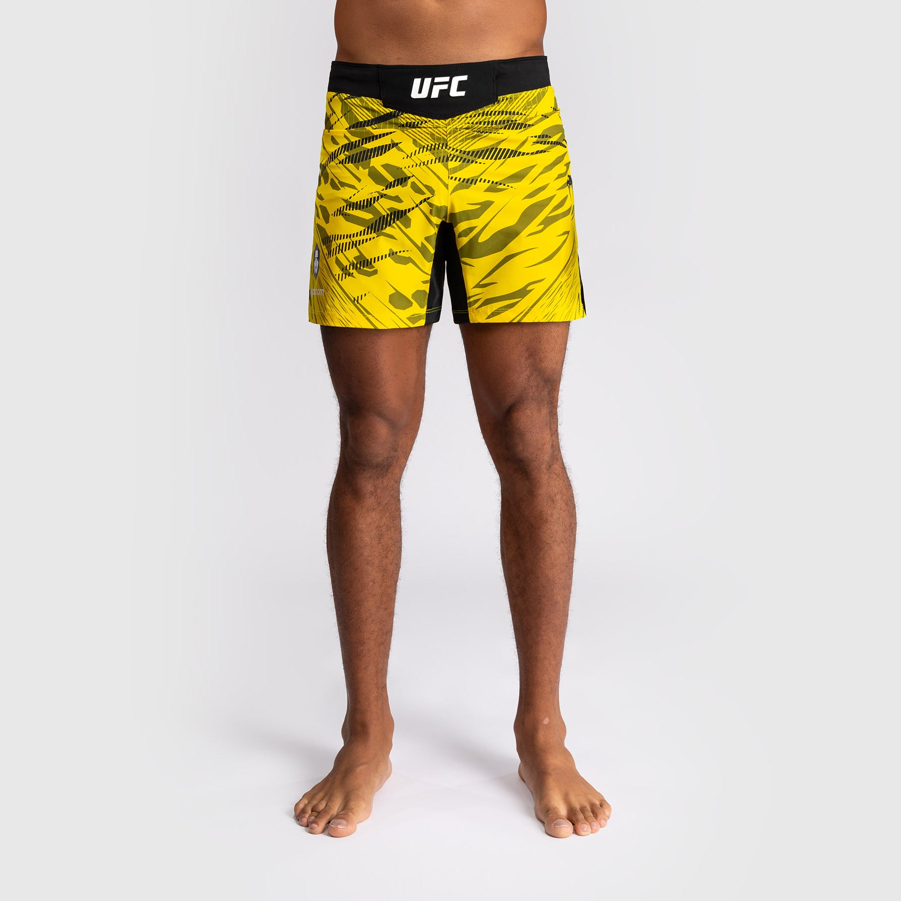 ufc-fusion-by-venum-authentic-fight-night-herren-fight-short-short-fit-gelb image 2