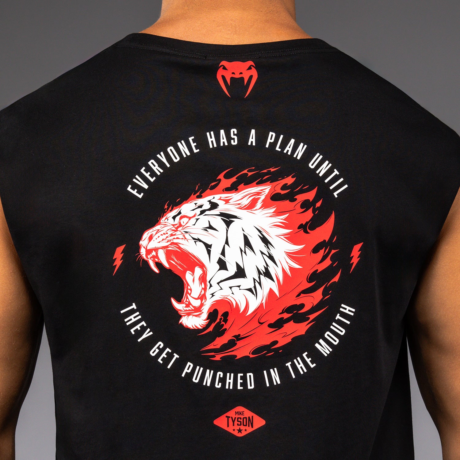 venum-x-mike-tyson-tiger-rmelloses-t-shirt-herren-tiefschwarz image 5