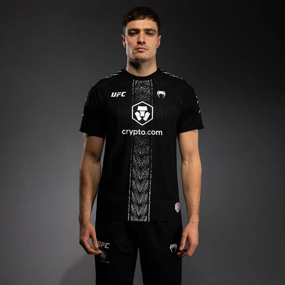 ufc-zenith-by-venum-authentic-fight-night-walkout-trikot-herren-schwarz image 1