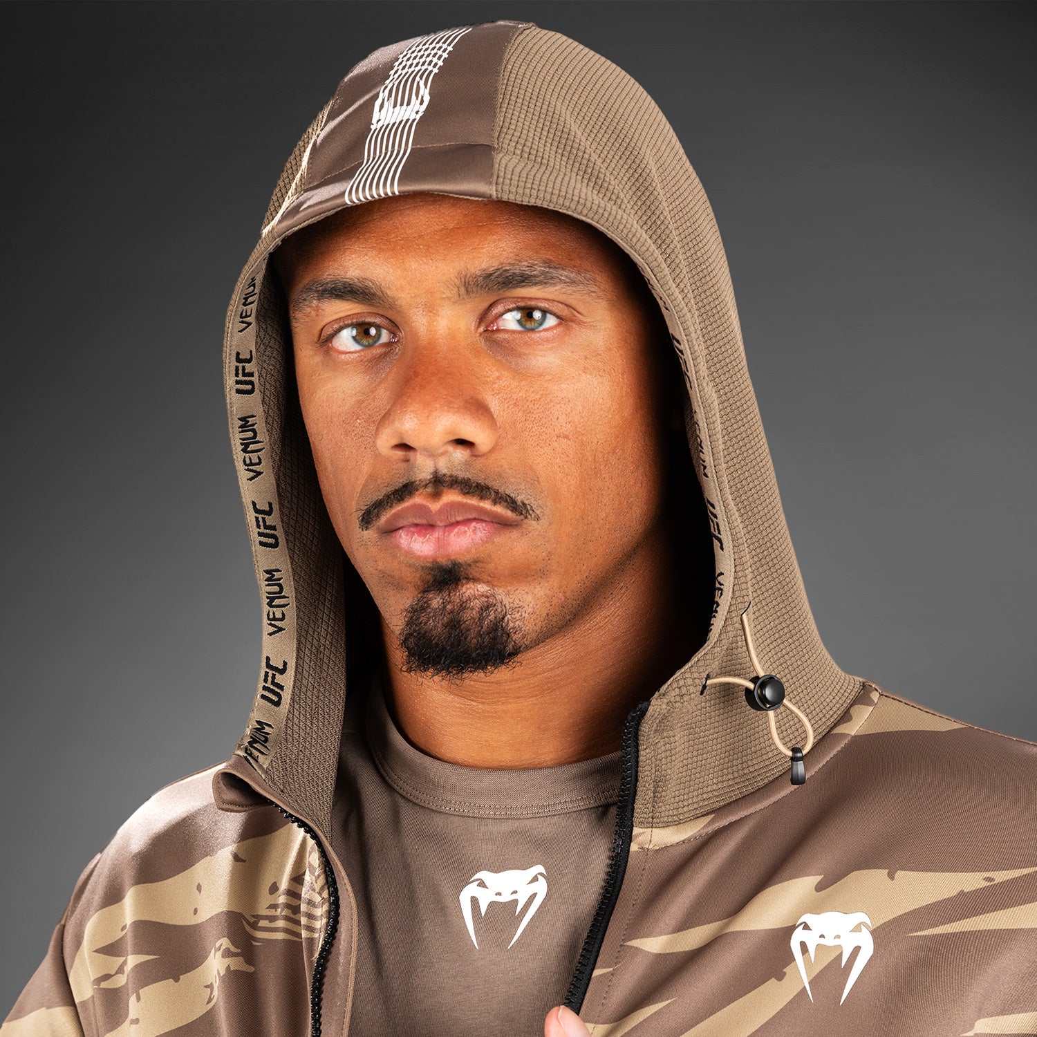 ufc-adrenaline-by-venum-fight-week-herren-zip-hoodie-full-zip-desert-camo image 4