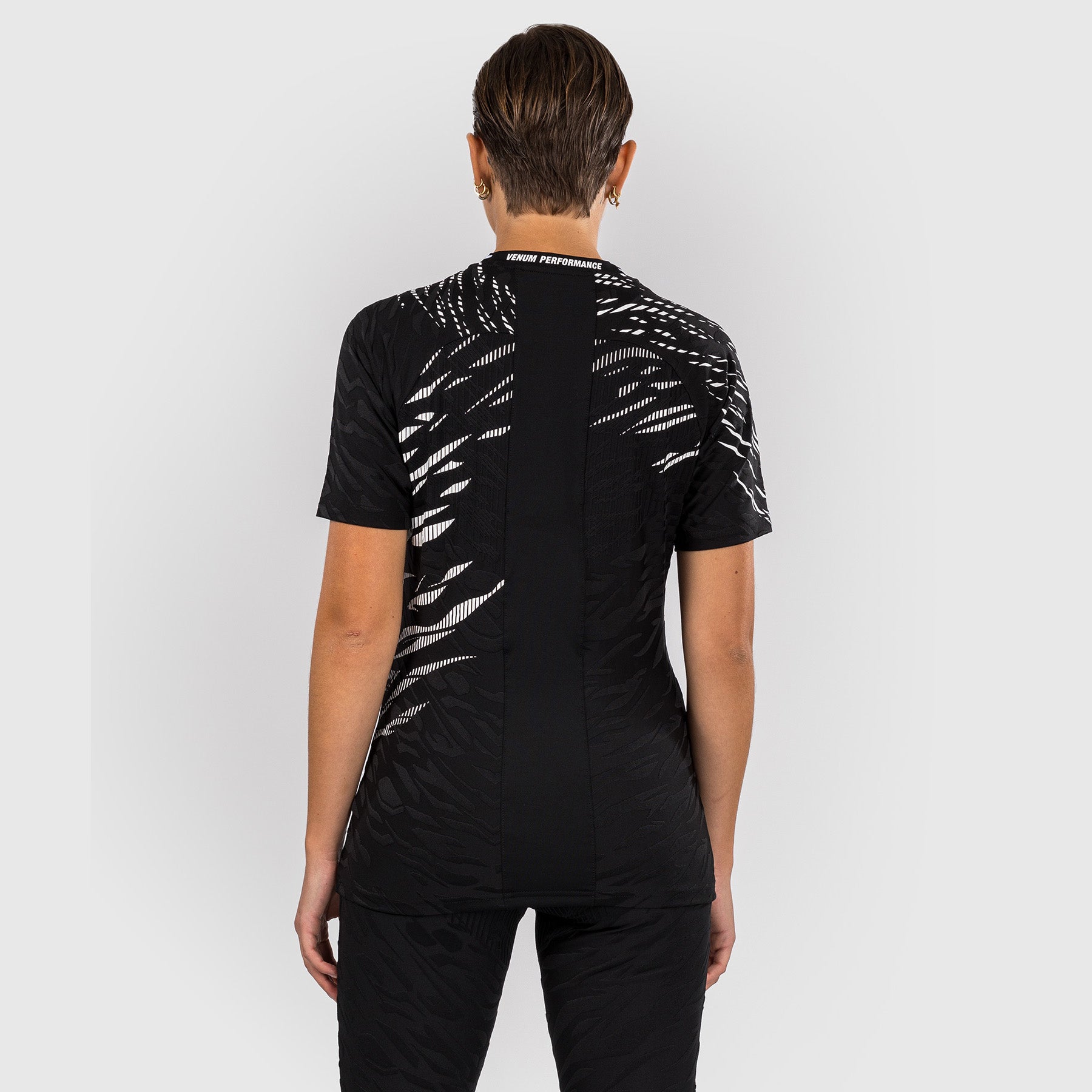 venum-ufc-fusion-by-venum-authentic-fight-night-damen-walkout-jersey-schwarz image 5